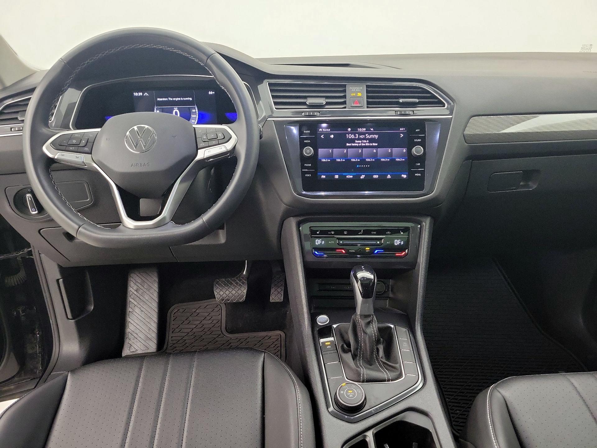 Thumbnail: 2022 Volkswagen Tiguan - 9