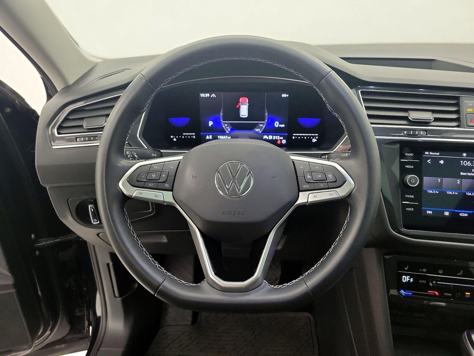 2022 Volkswagen Tiguan SE - Photo 11