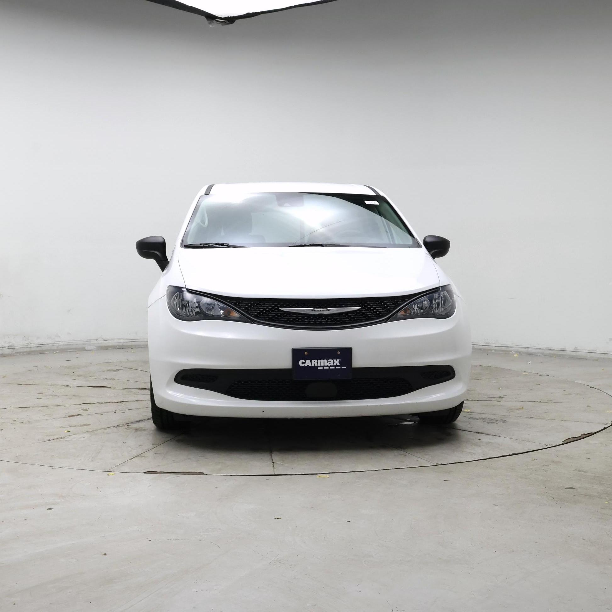 Thumbnail: 2023 Chrysler Voyager - 5