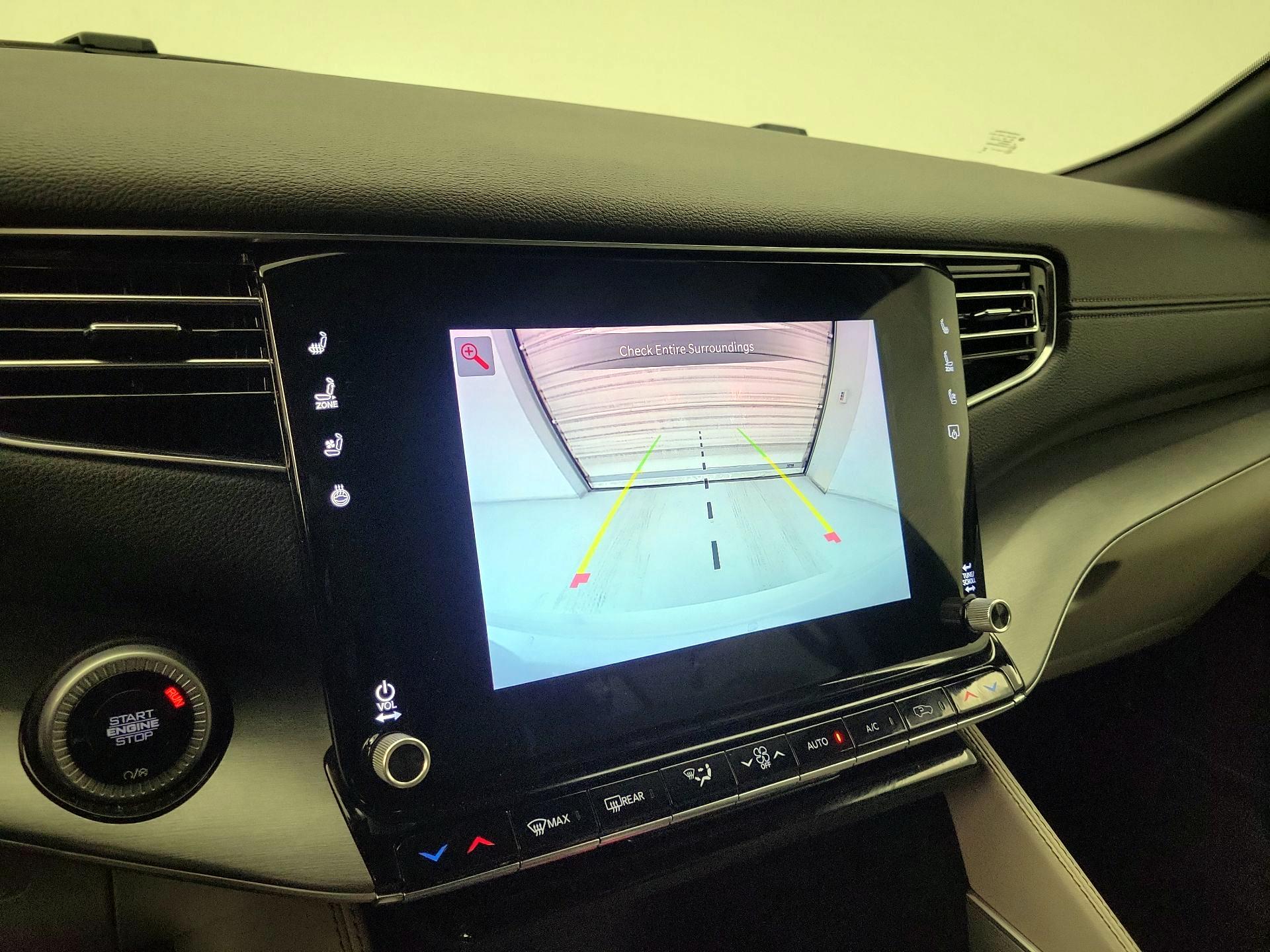 Thumbnail: 2025 Jeep Wagoneer - 15