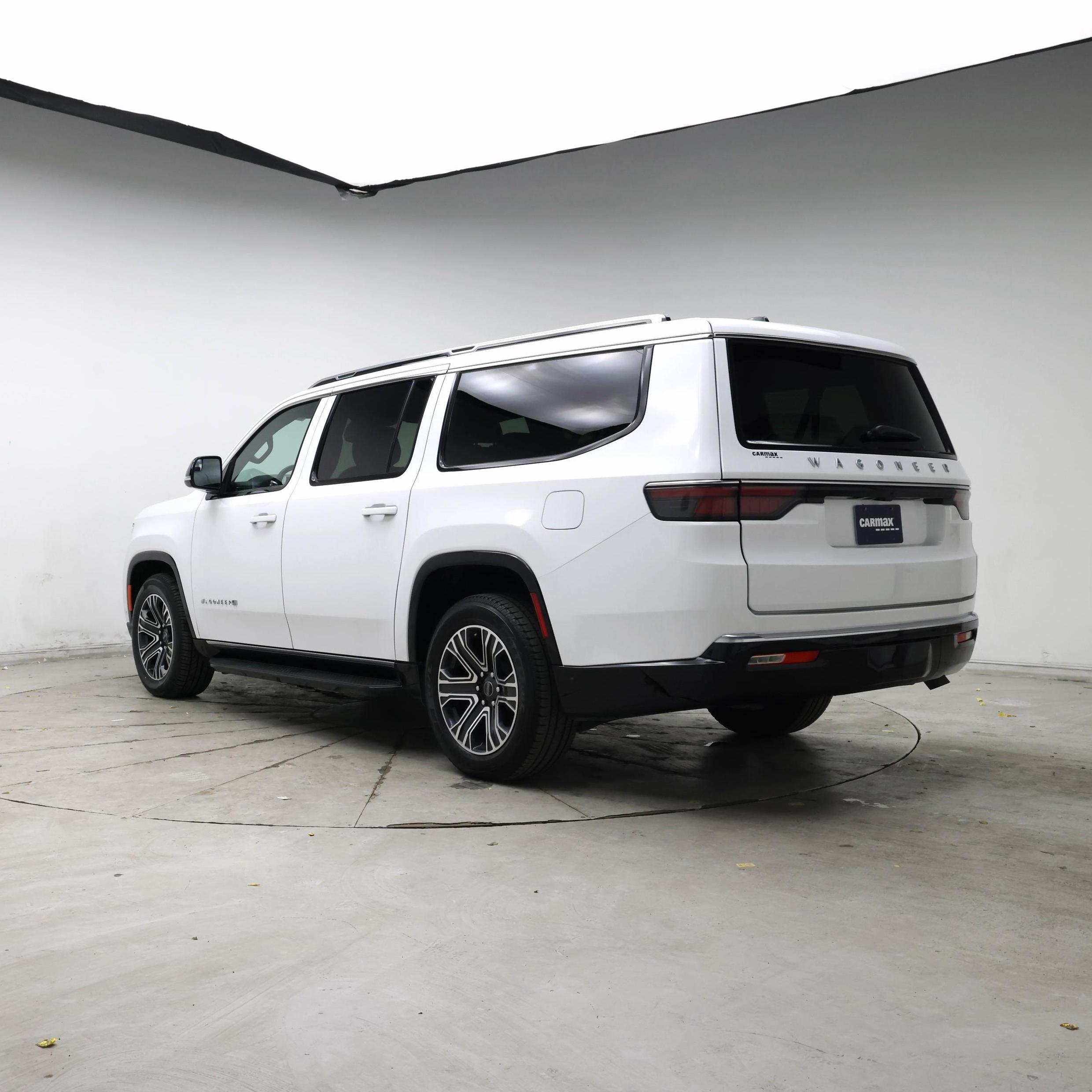 Thumbnail: 2025 Jeep Wagoneer - 2