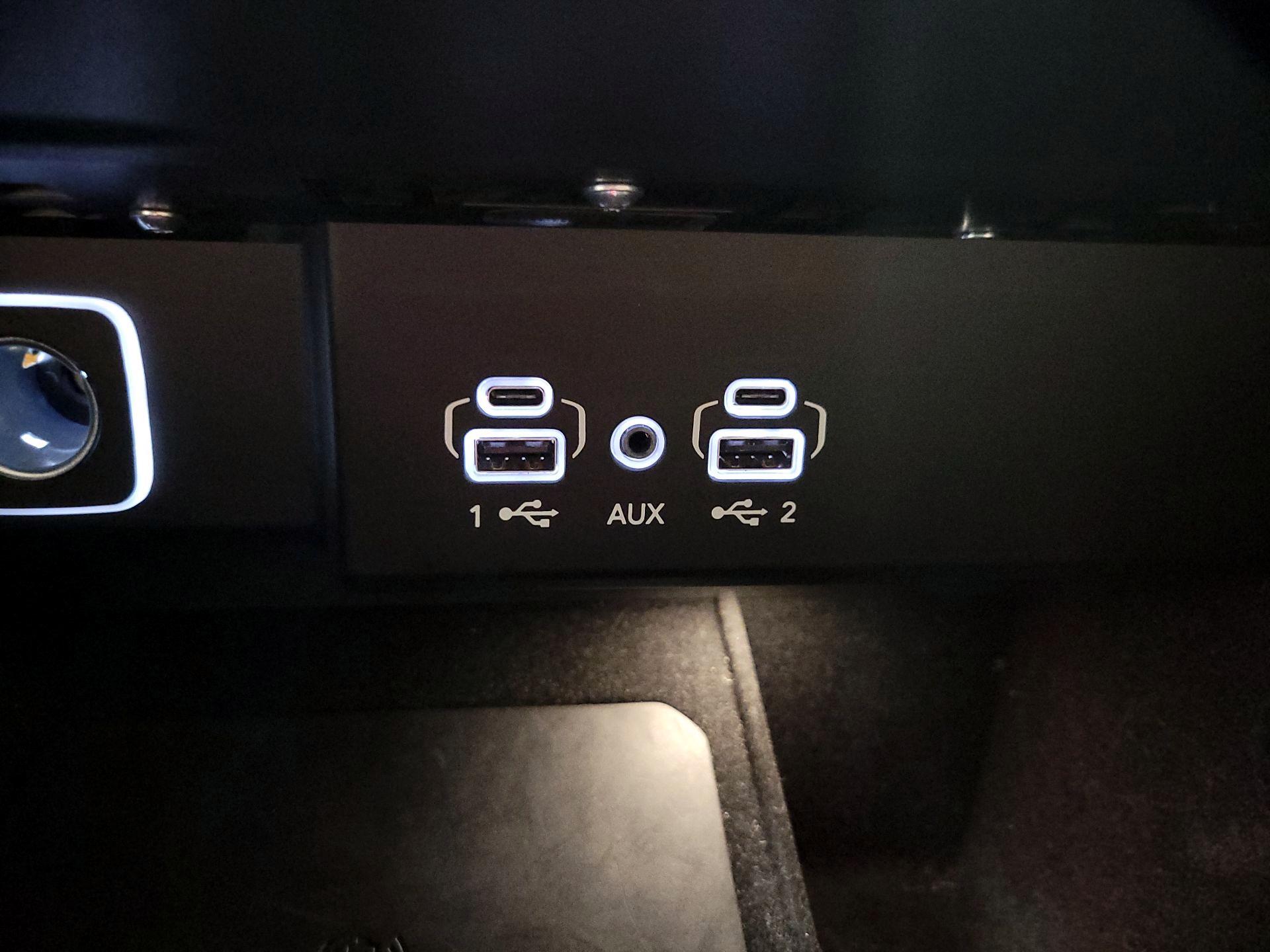 Thumbnail: 2025 Jeep Wagoneer - 19