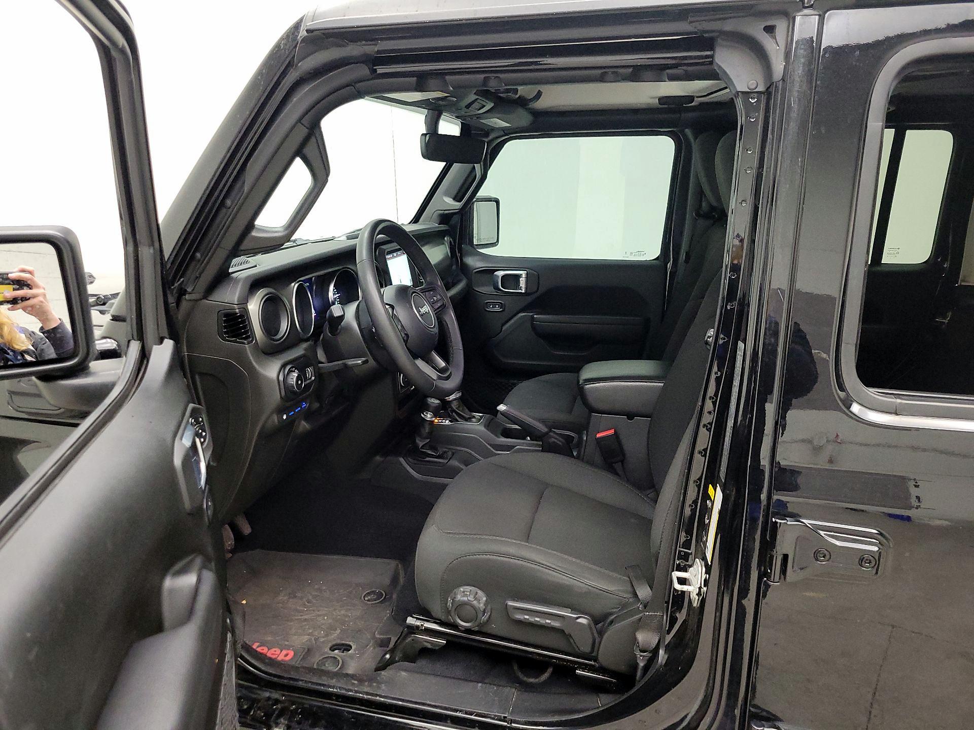 Thumbnail: 2023 Jeep Wrangler - 11