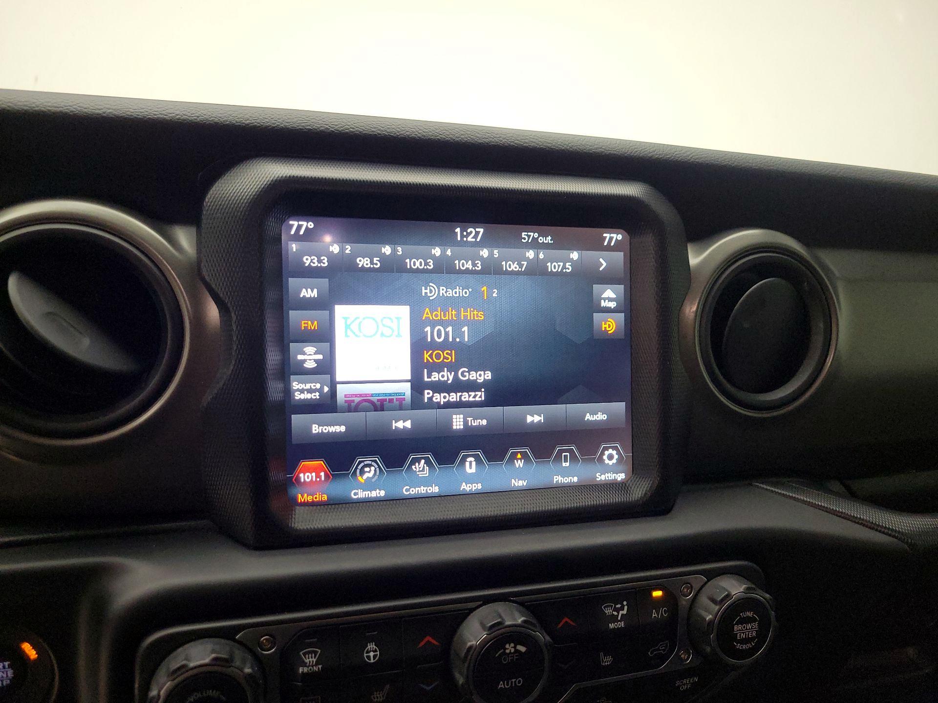 Thumbnail: 2023 Jeep Wrangler - 16