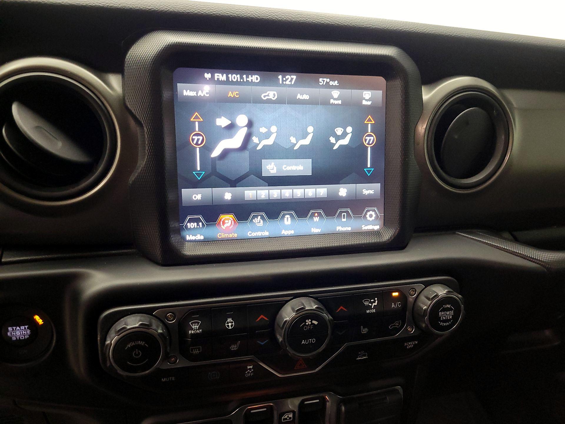 Thumbnail: 2023 Jeep Wrangler - 17