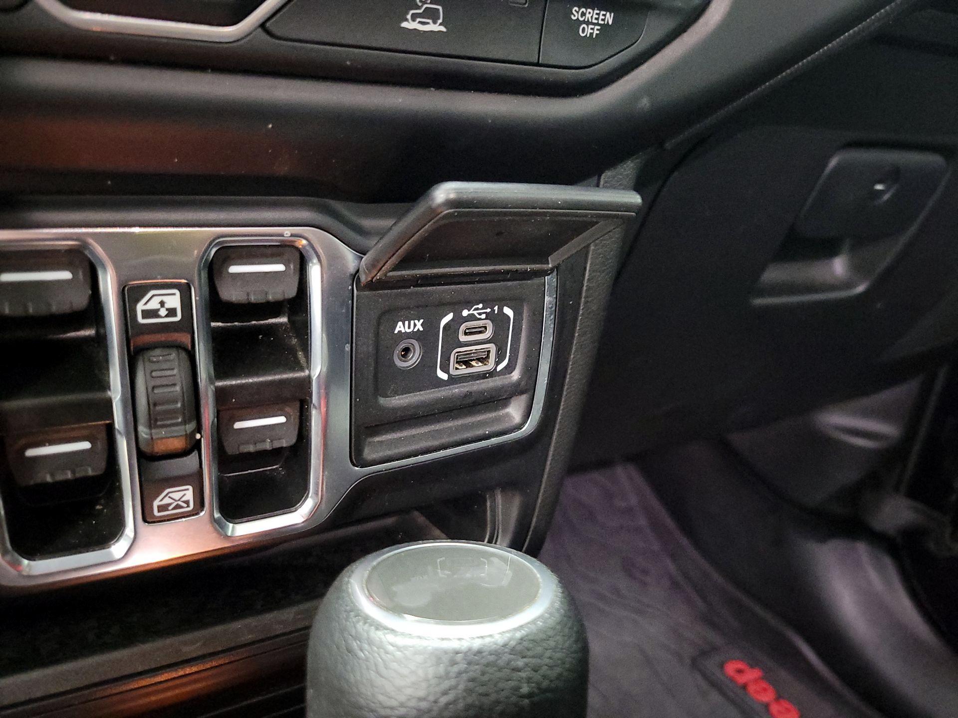 Thumbnail: 2023 Jeep Wrangler - 19