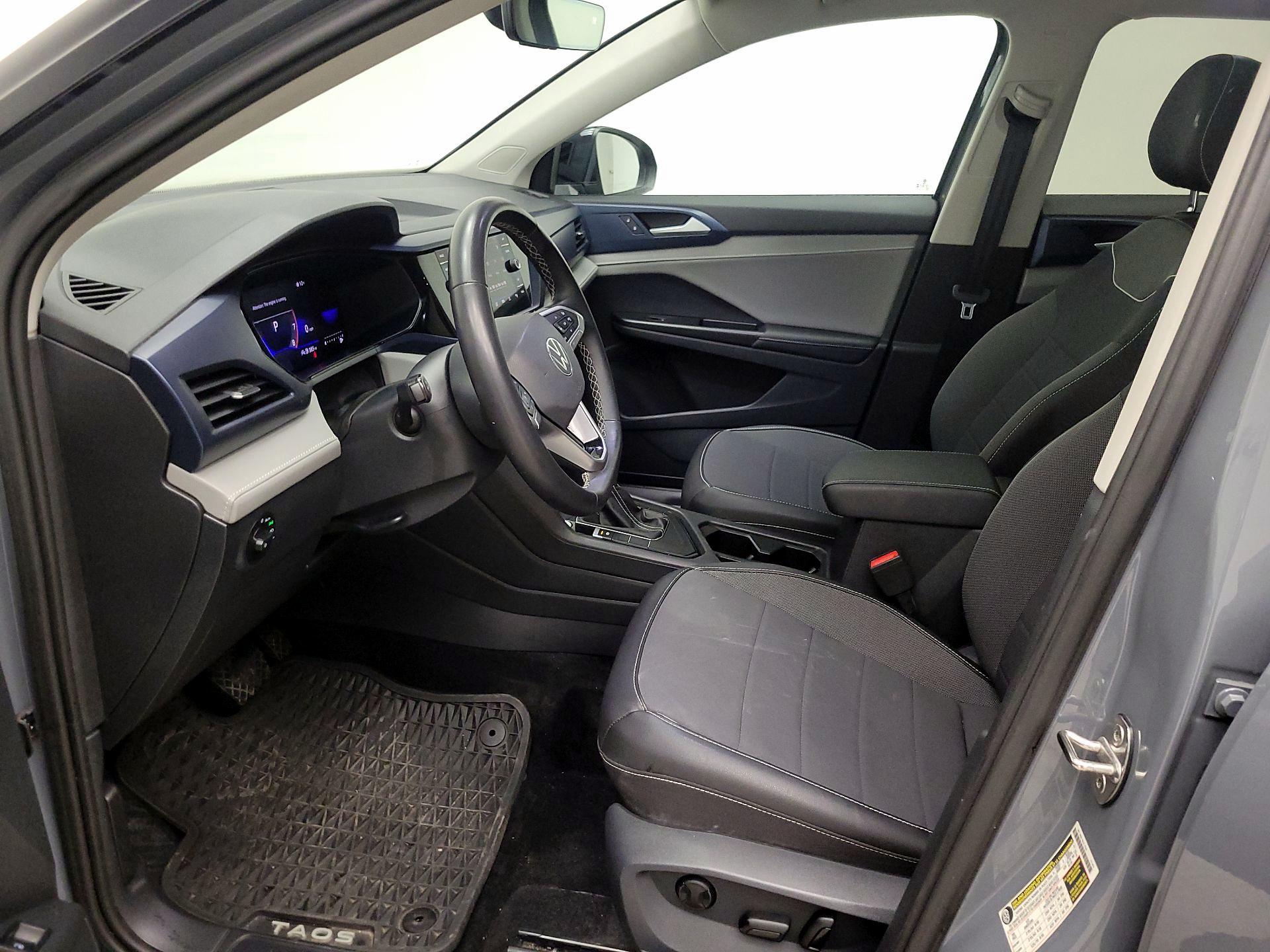 Thumbnail: 2024 Volkswagen Taos - 11