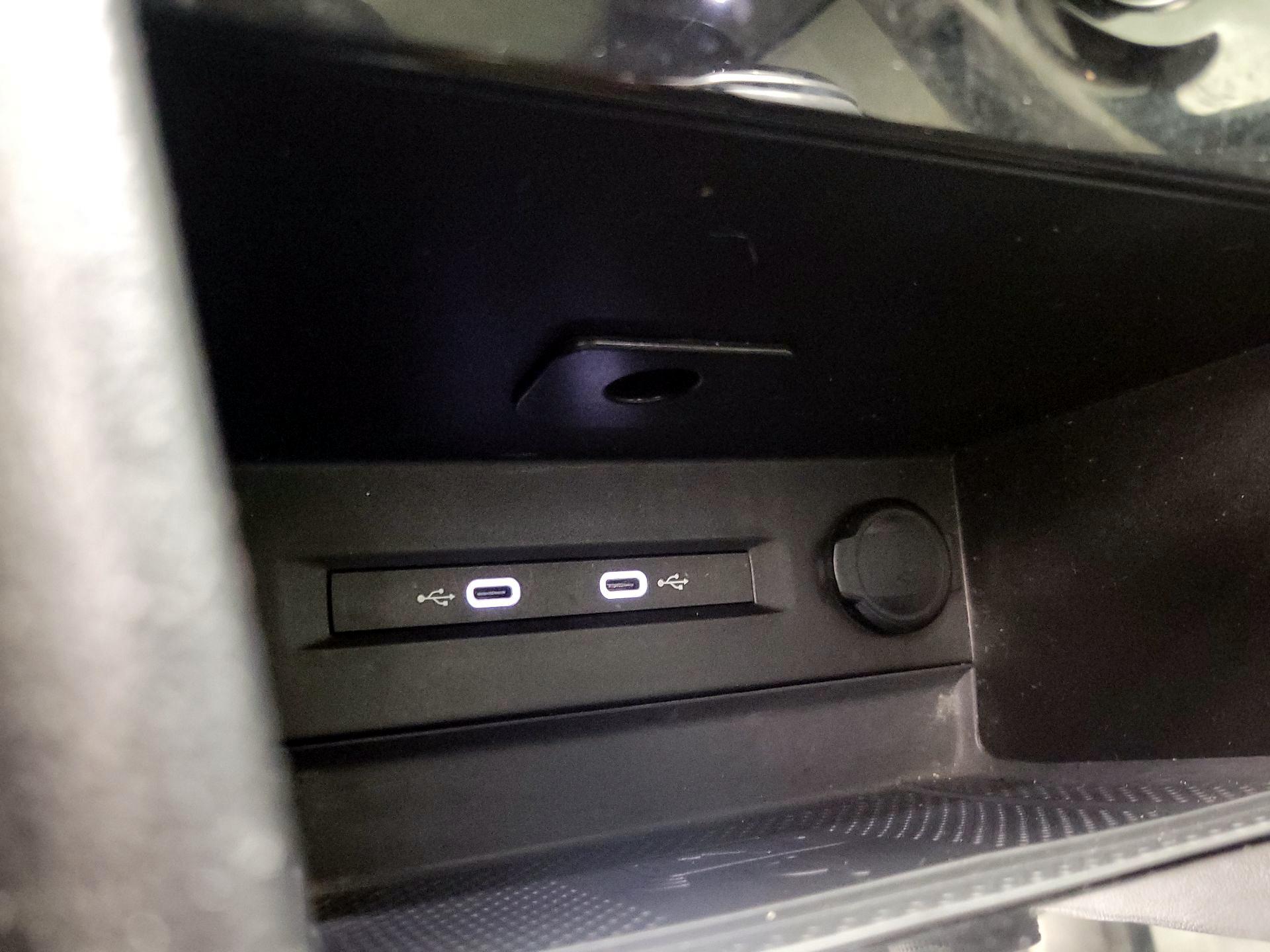 Thumbnail: 2024 Volkswagen Taos - 18