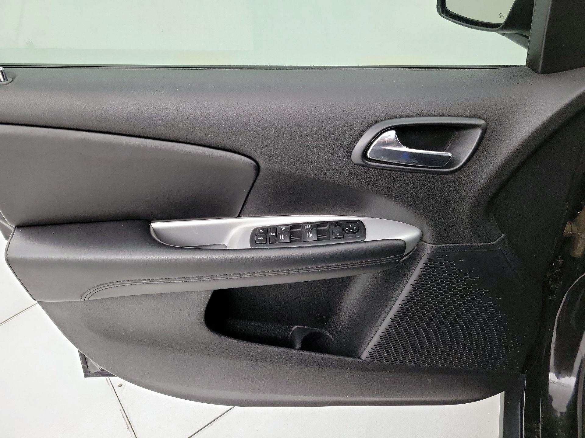 Thumbnail: 2019 Dodge Journey - 12