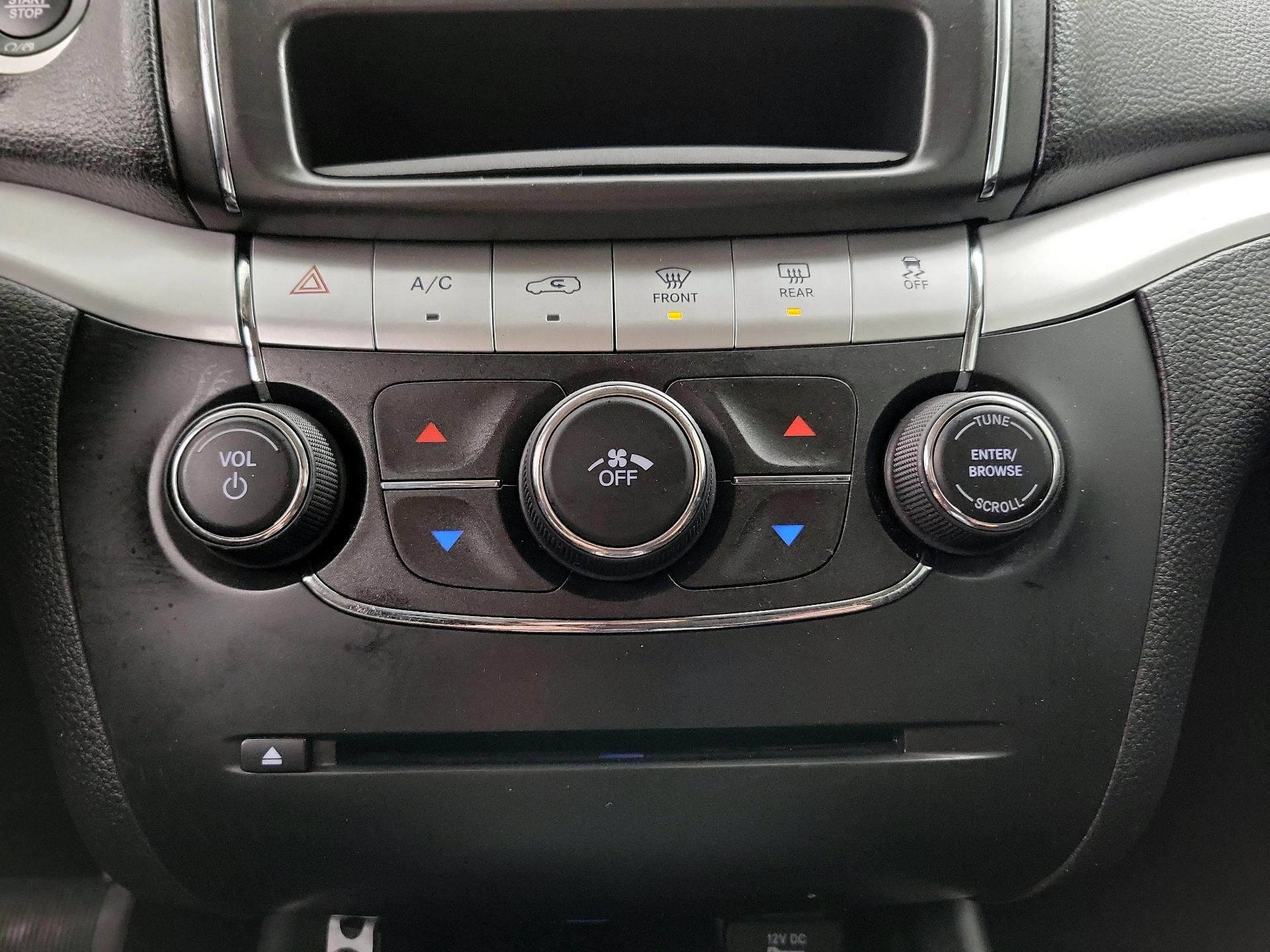 Thumbnail: 2019 Dodge Journey - 16