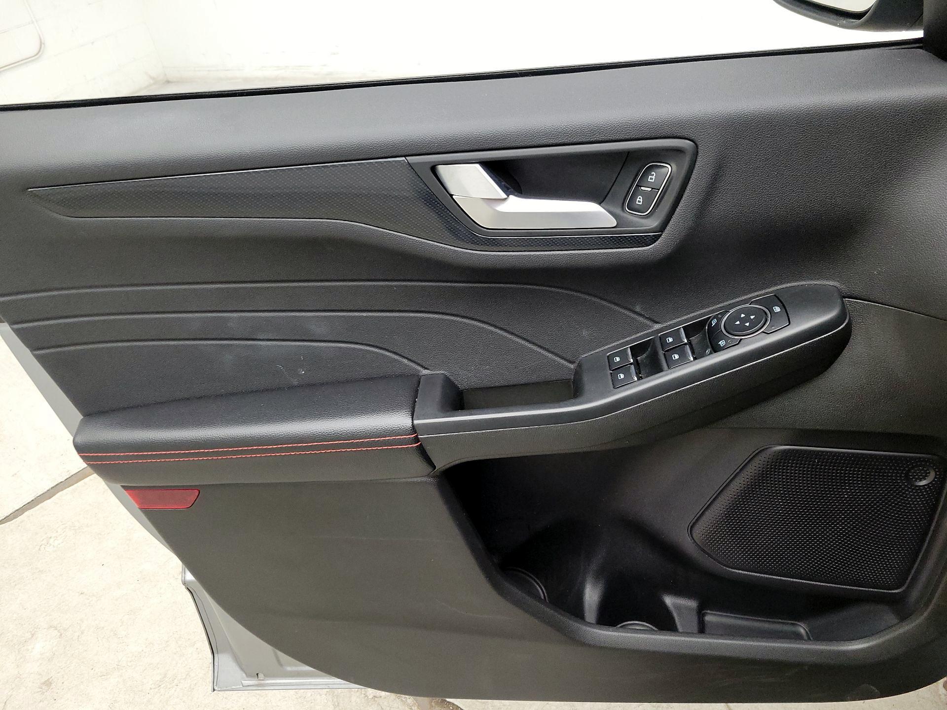 Thumbnail: 2024 Ford Escape - 12