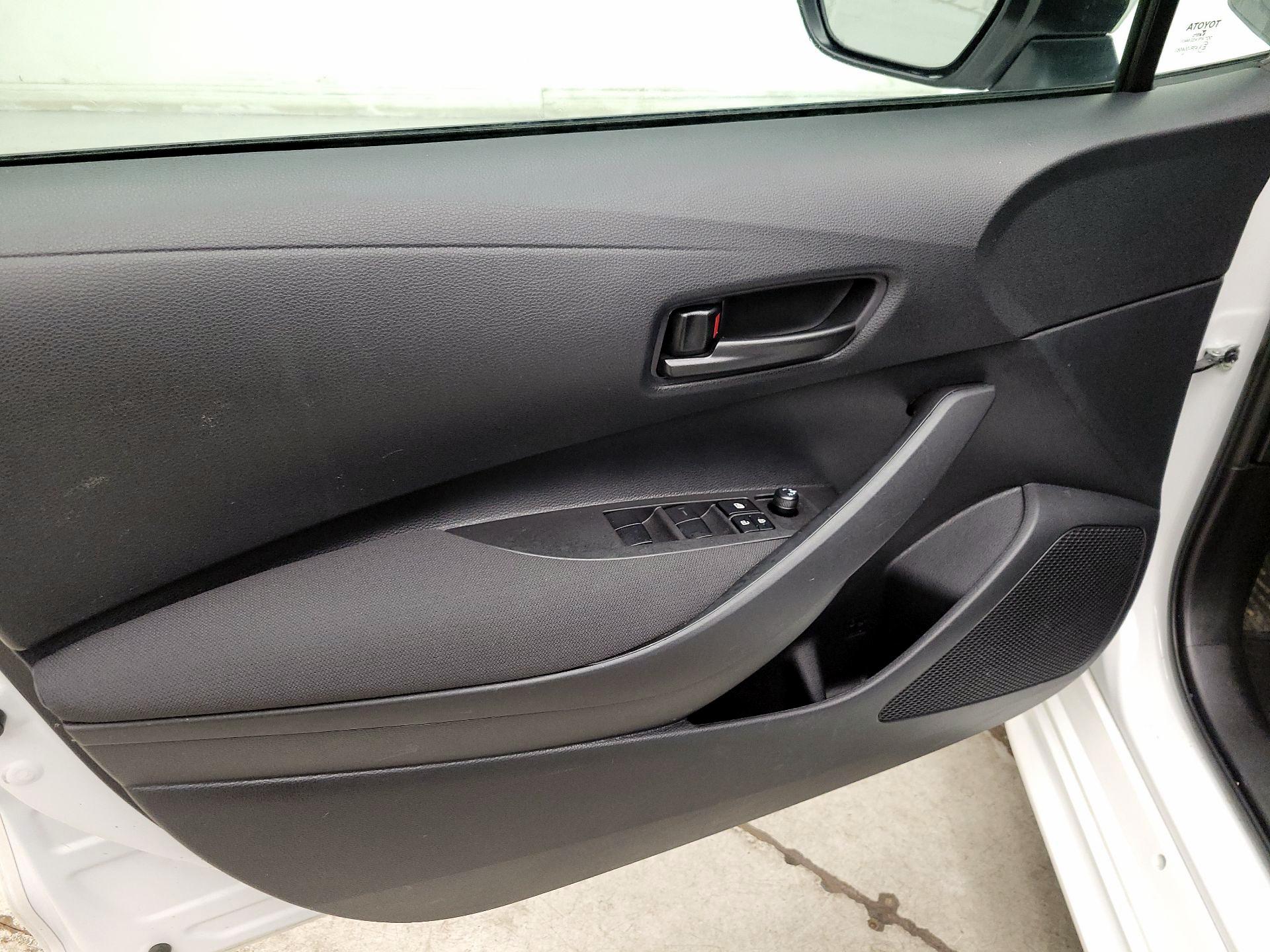 Thumbnail: 2025 Toyota Corolla - 12