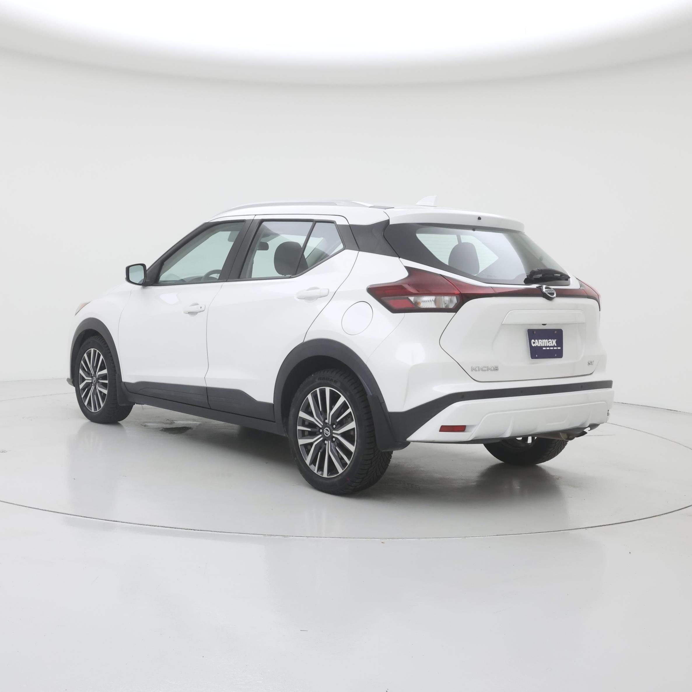 Thumbnail: 2021 Nissan Kicks - 2
