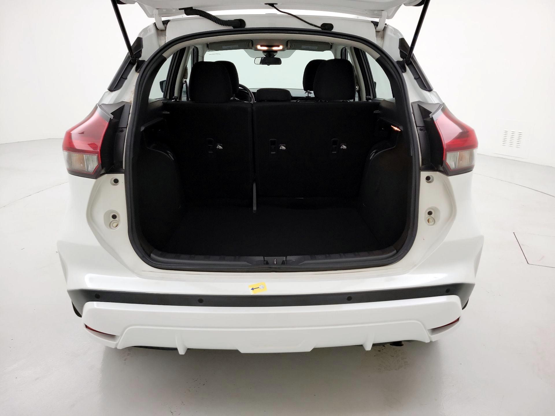 Thumbnail: 2021 Nissan Kicks - 19