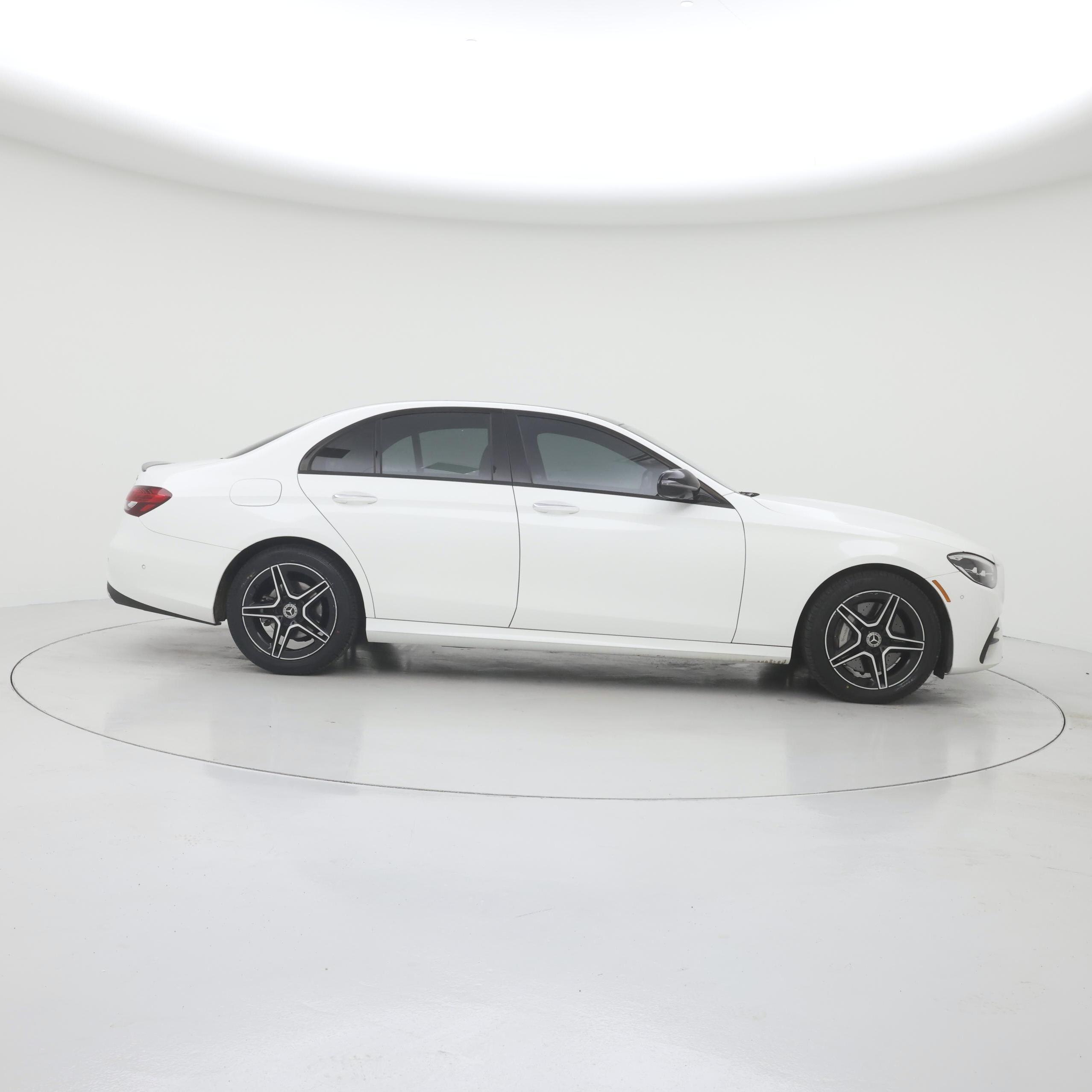 Thumbnail: 2021 Mercedes-Benz E-Class - 7