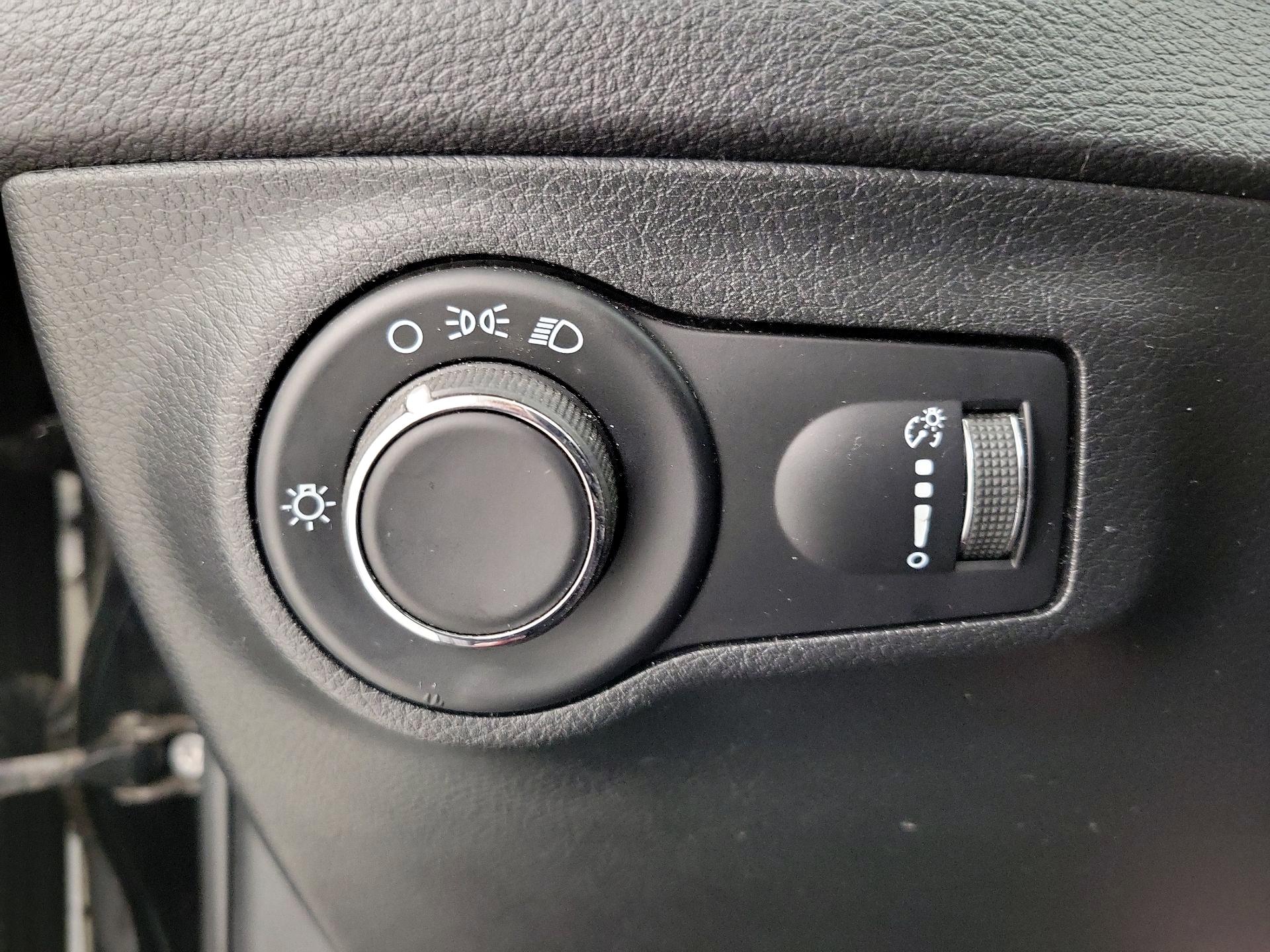 Thumbnail: 2021 Jeep Compass - 13