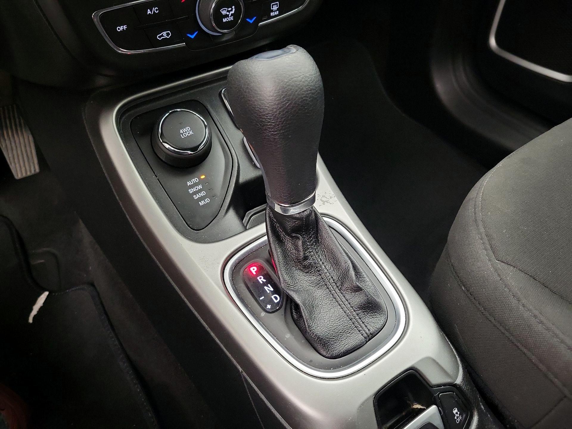 Thumbnail: 2021 Jeep Compass - 18