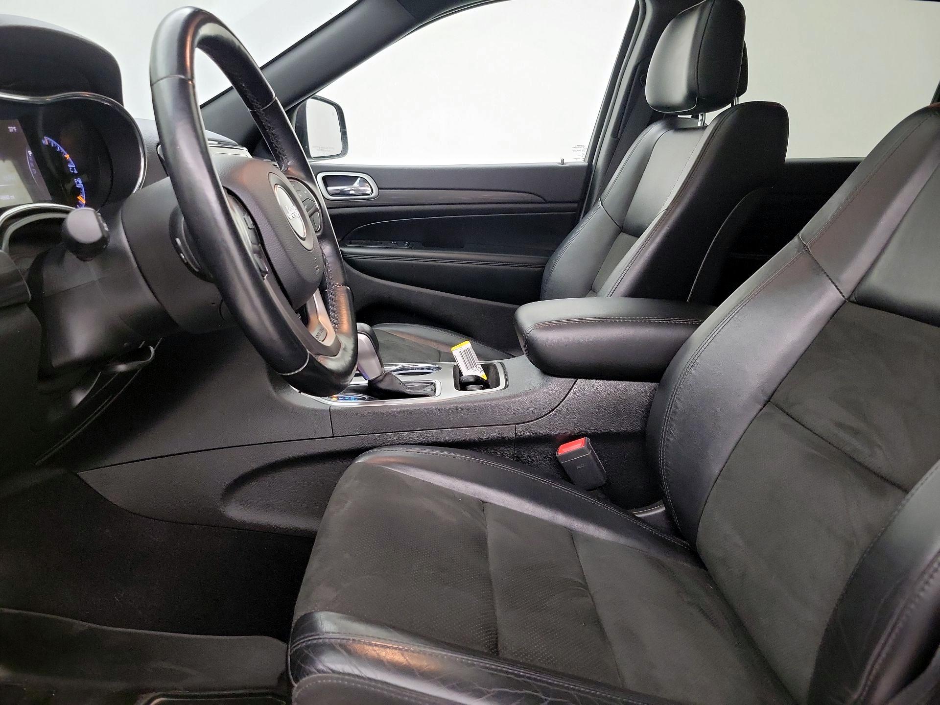 Thumbnail: 2021 Jeep Grand Cherokee - 11