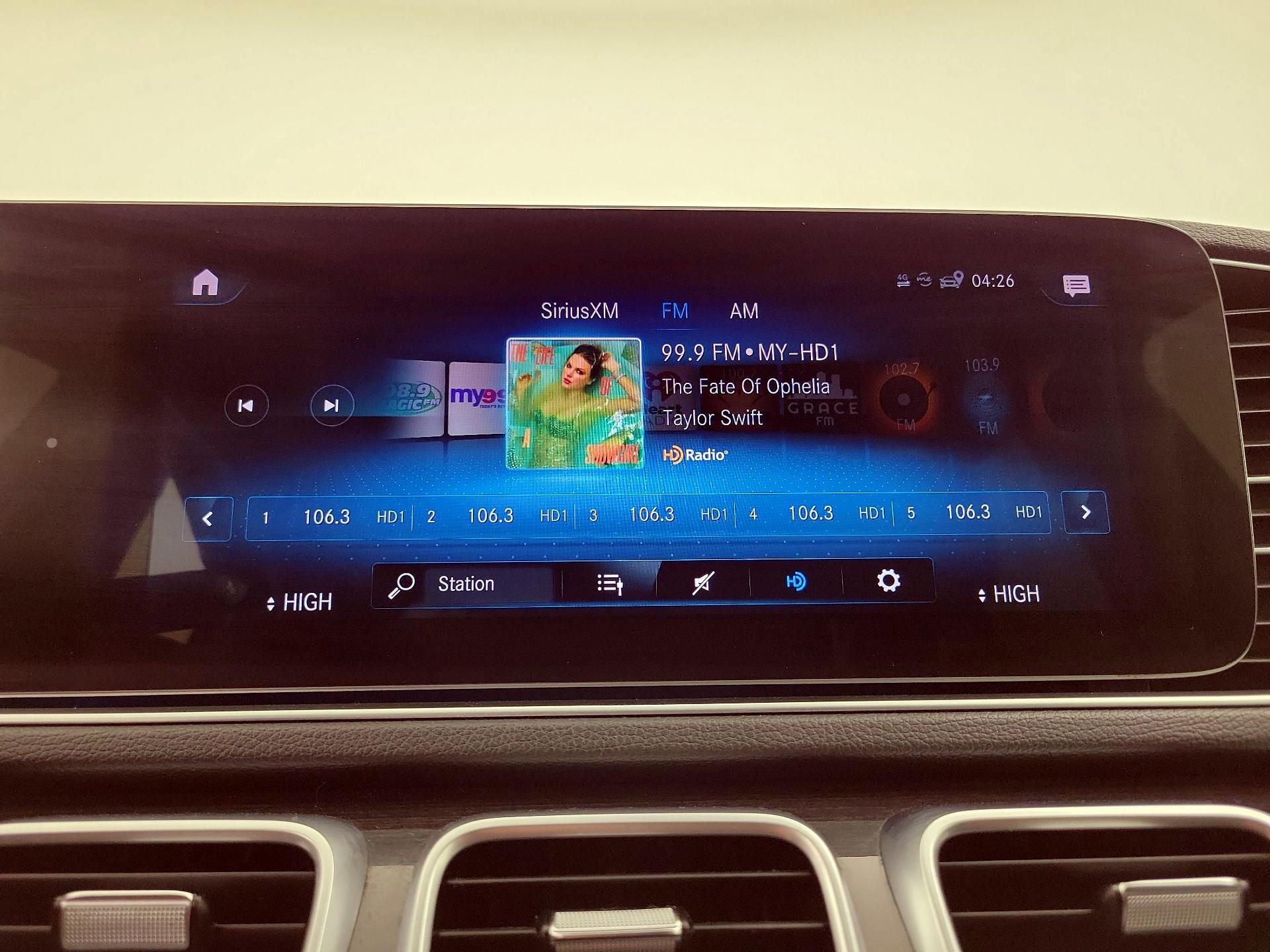 Thumbnail: 2020 Mercedes-Benz GLE - 15