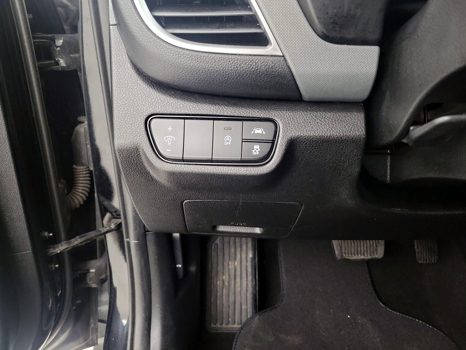 Thumbnail: 2023 Kia Seltos - 13