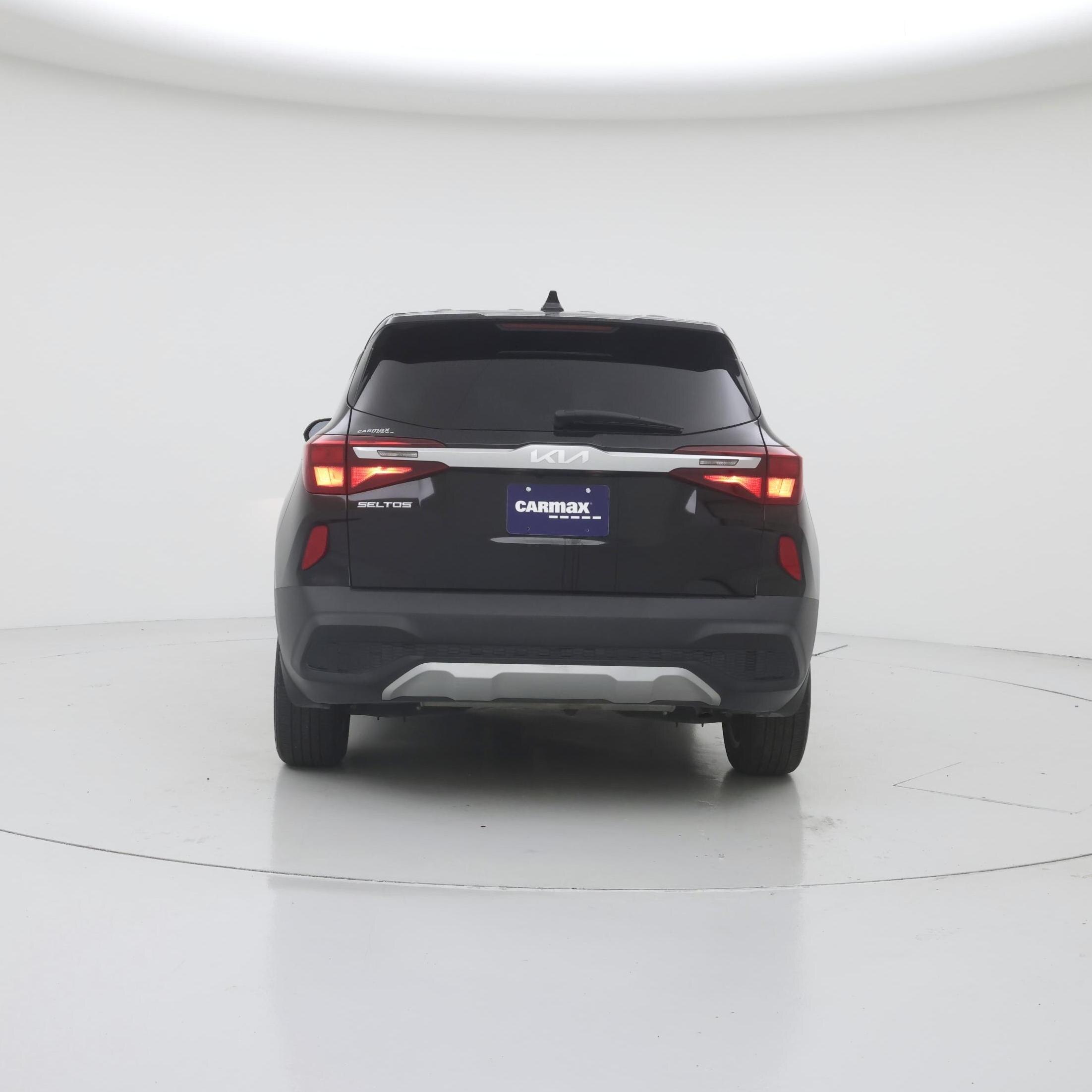 Thumbnail: 2023 Kia Seltos - 6