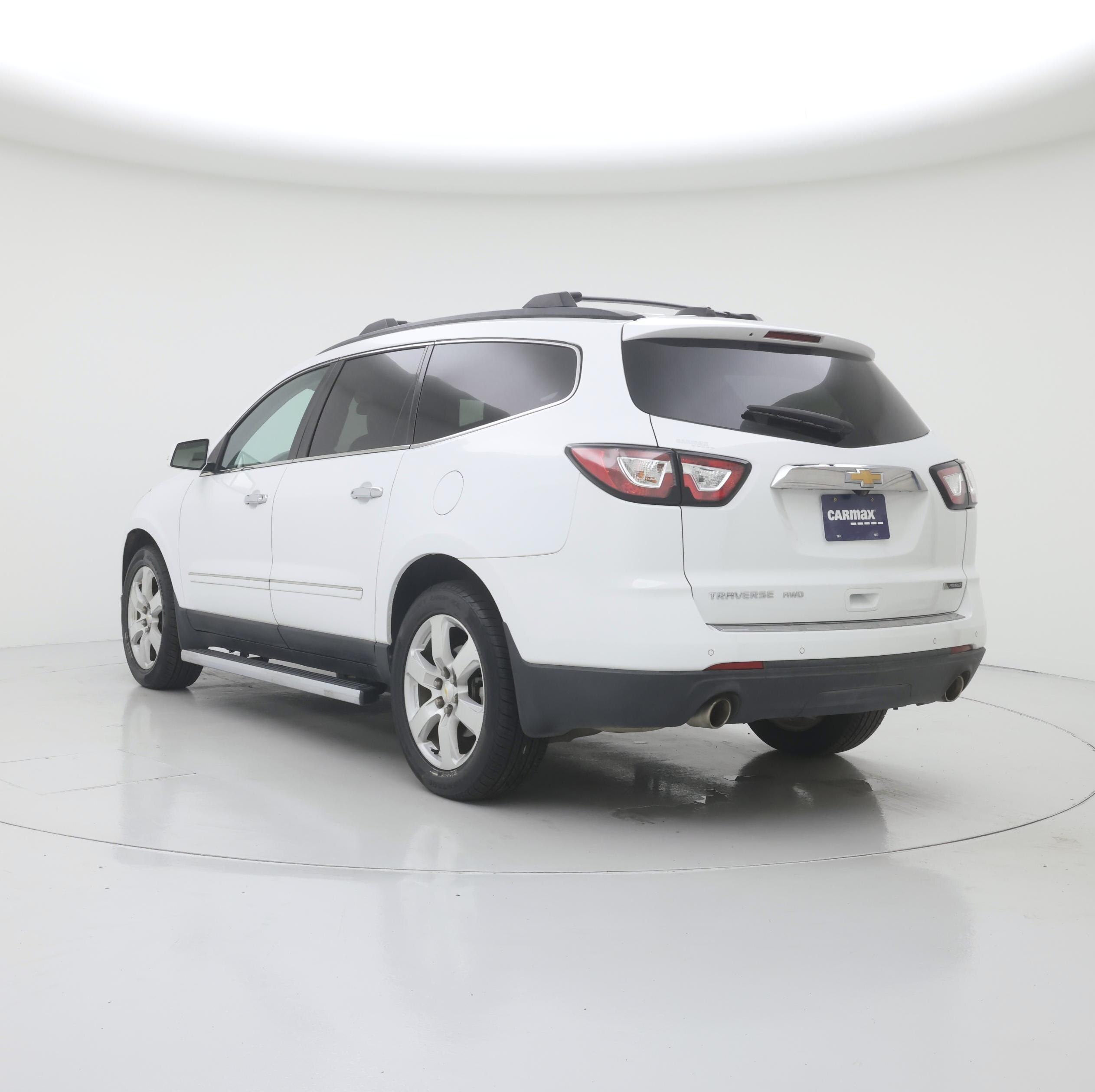 Thumbnail: 2017 Chevrolet Traverse - 2