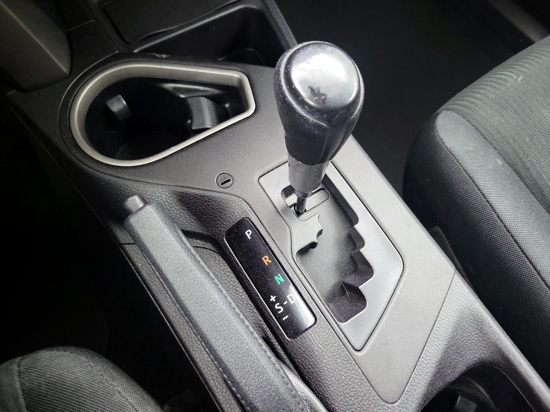 Thumbnail: 2018 Toyota RAV4 - 17