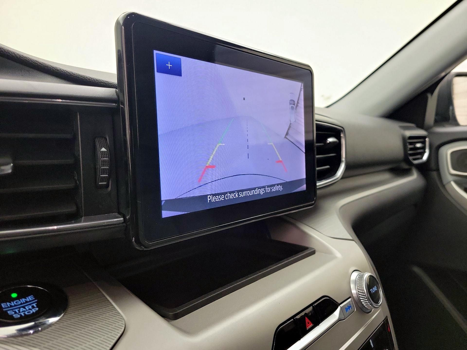 Thumbnail: 2021 Ford Explorer - 15