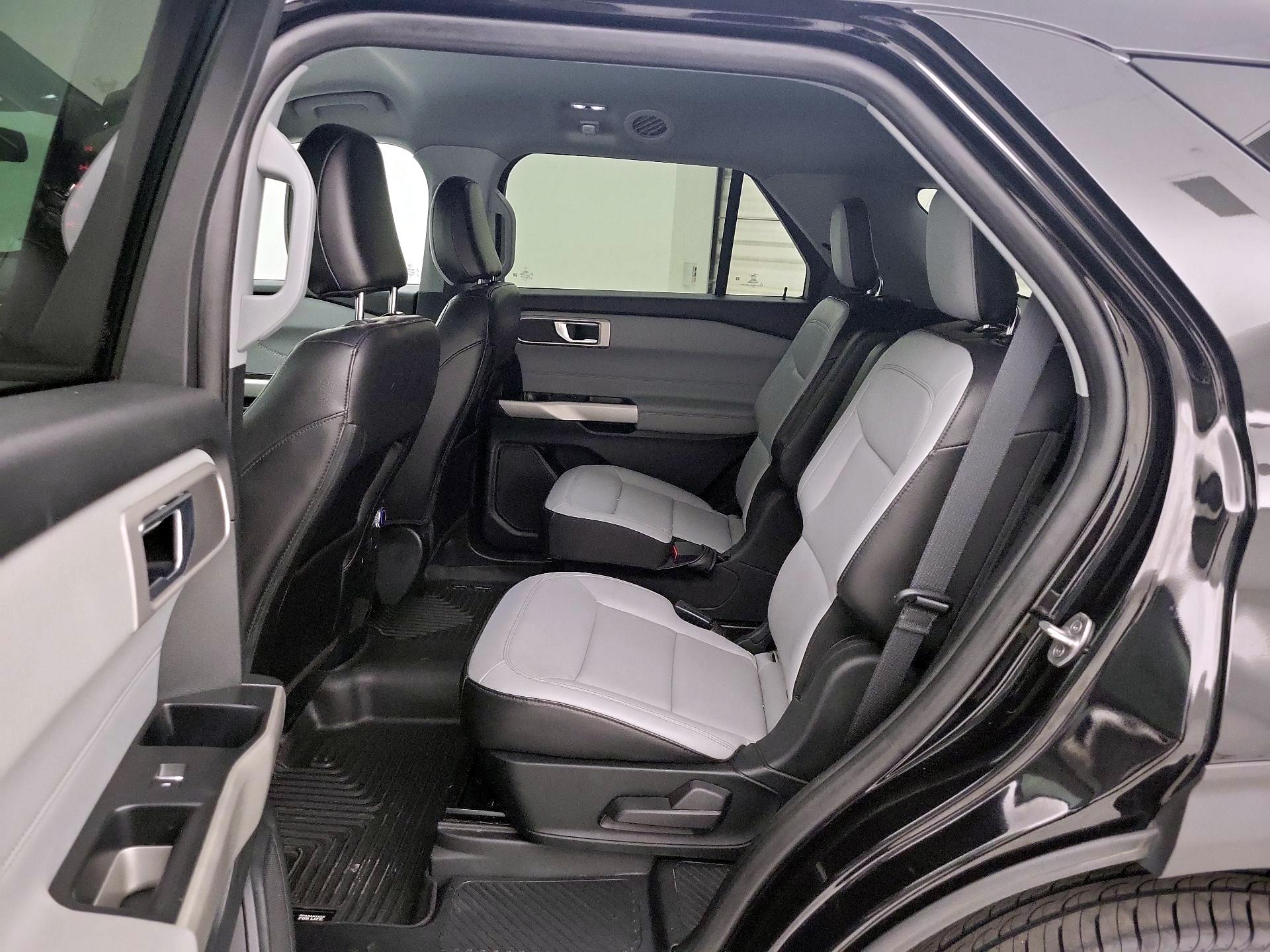 Thumbnail: 2021 Ford Explorer - 20