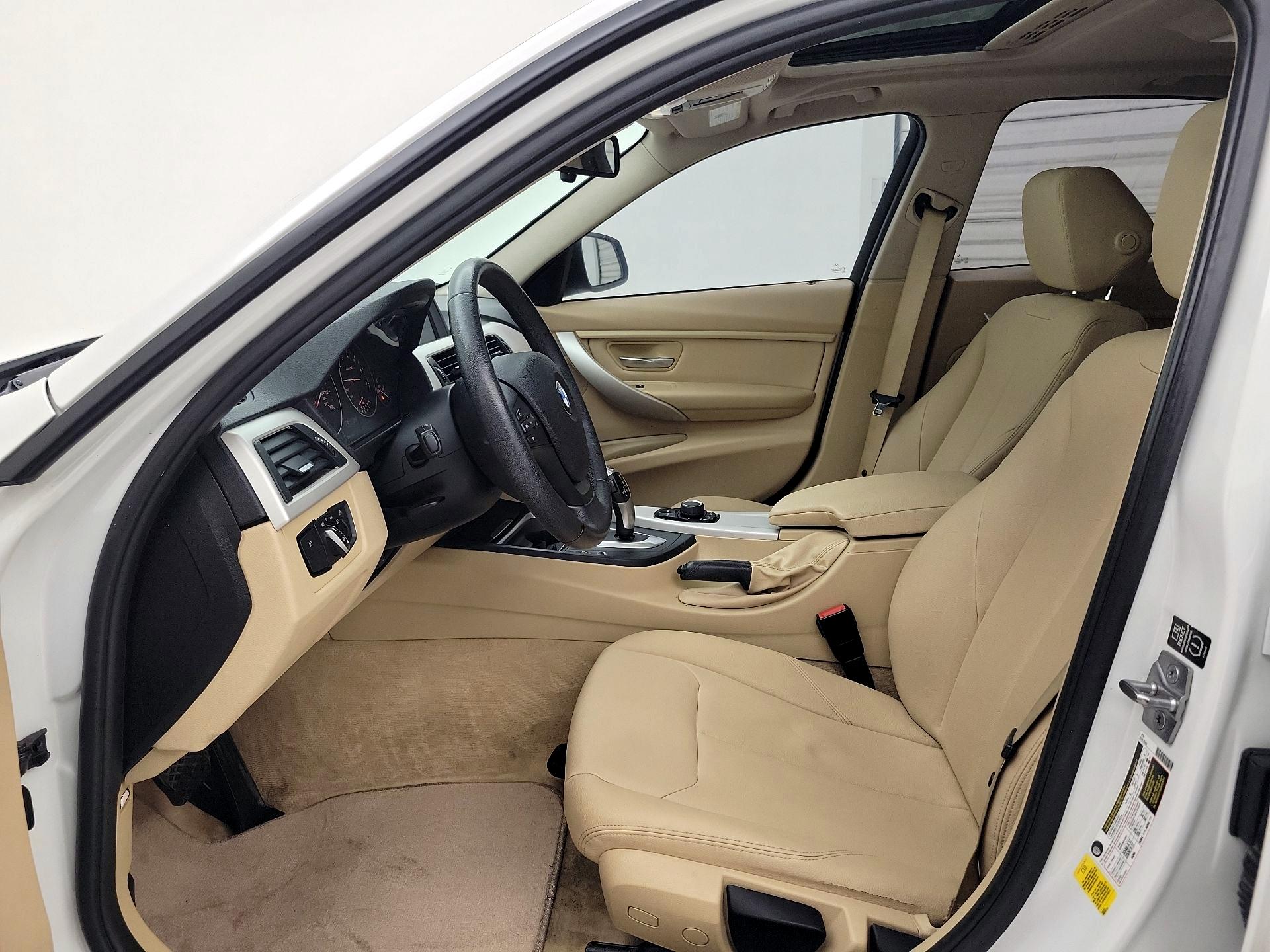 Thumbnail: 2014 BMW 3 Series - 11