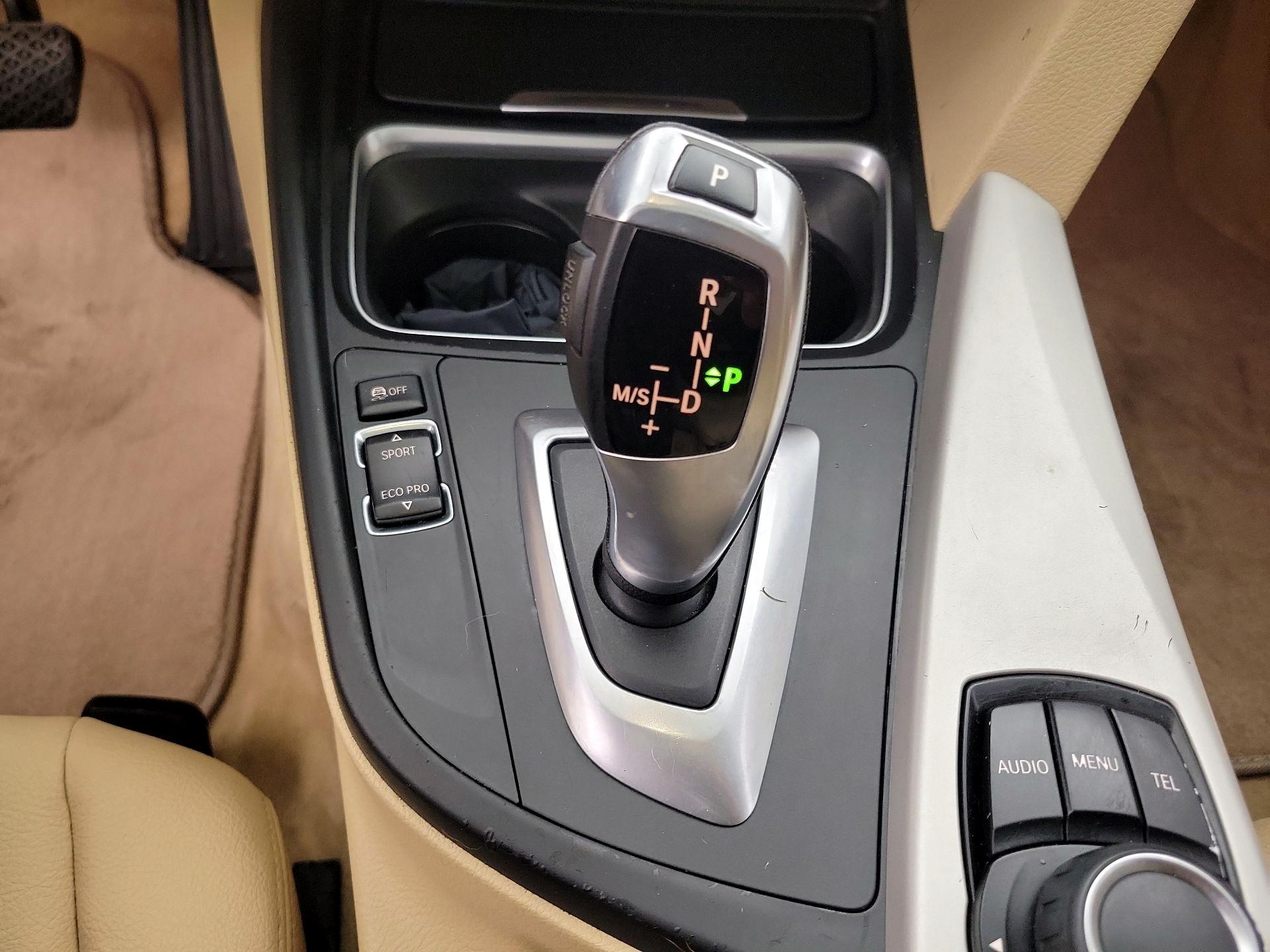 Thumbnail: 2014 BMW 3 Series - 16