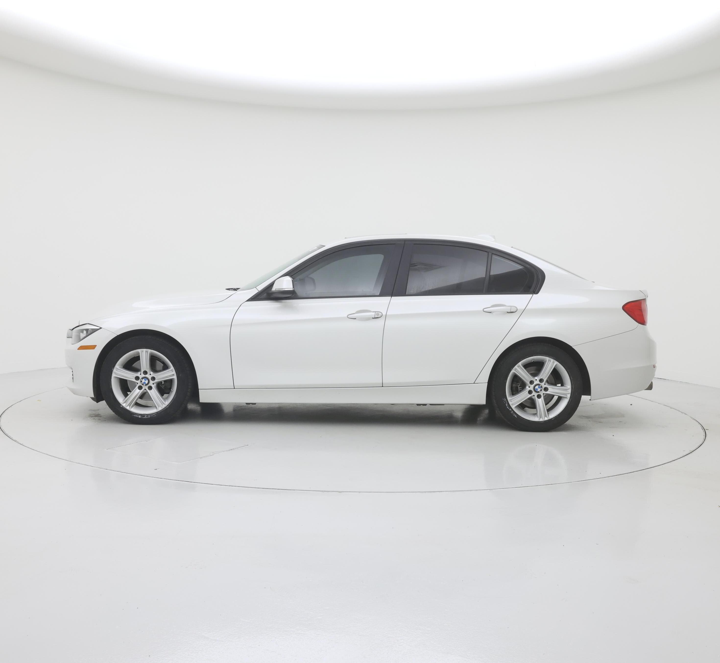 Thumbnail: 2014 BMW 3 Series - 3