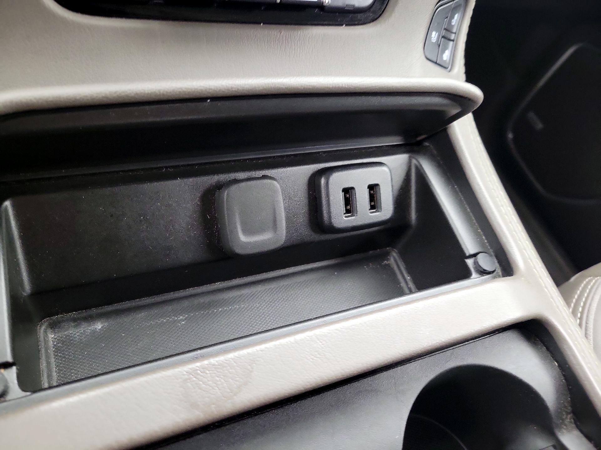 Thumbnail: 2020 GMC Yukon - 19