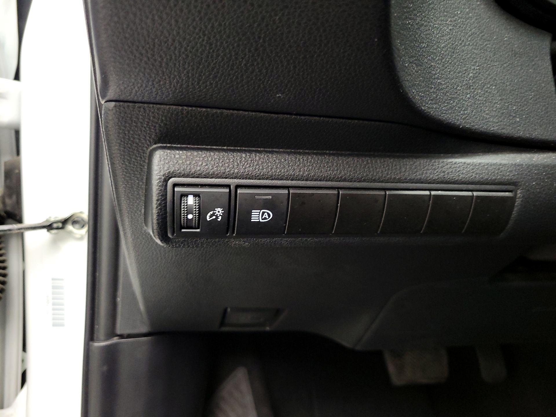 Thumbnail: 2024 Toyota Corolla - 13