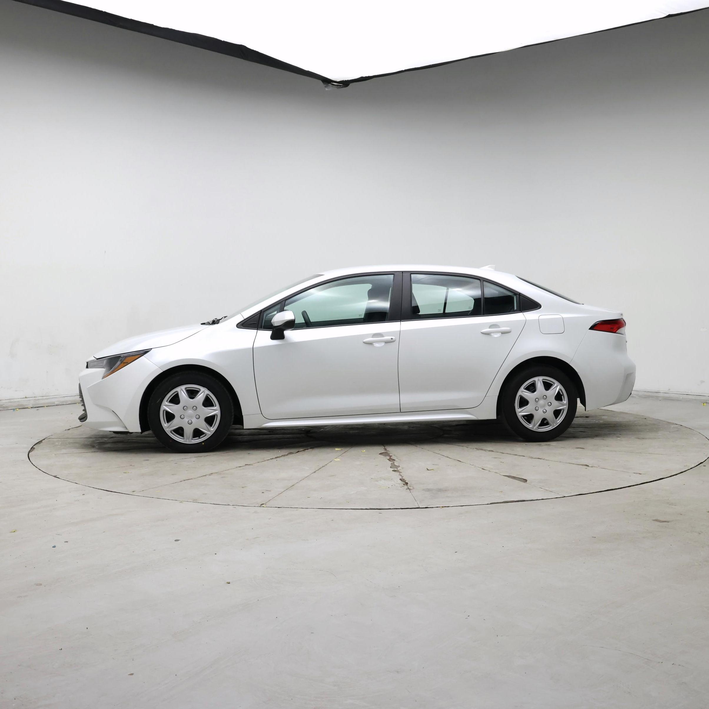 Thumbnail: 2024 Toyota Corolla - 3