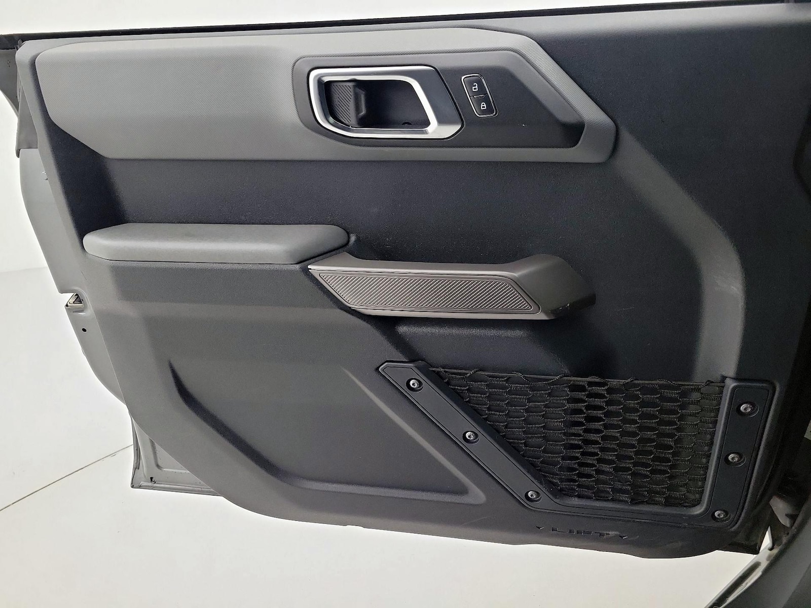 2022 Ford Bronco 4-Door Black Diamond - Photo 13