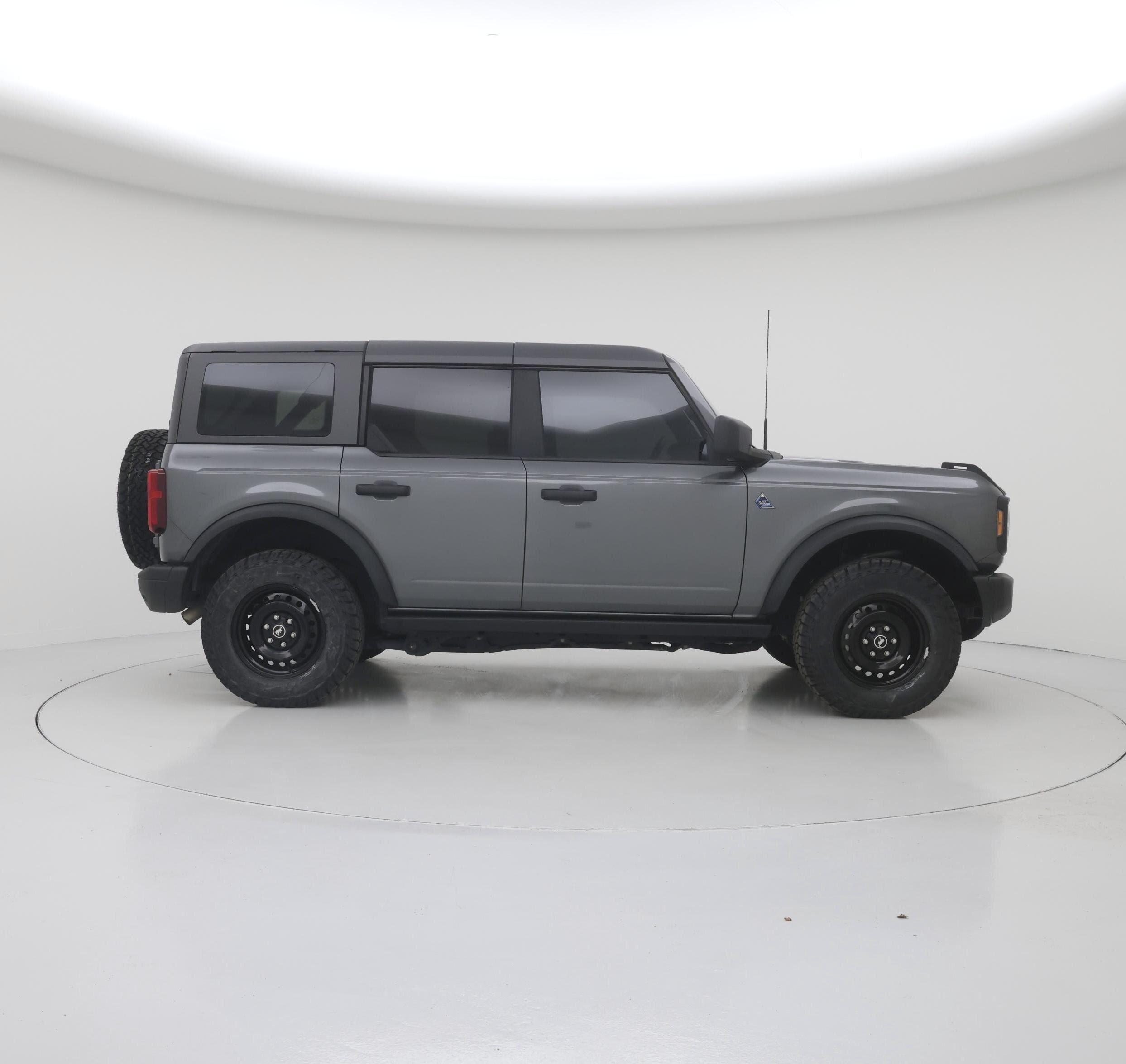 Thumbnail: 2022 Ford Bronco - 7
