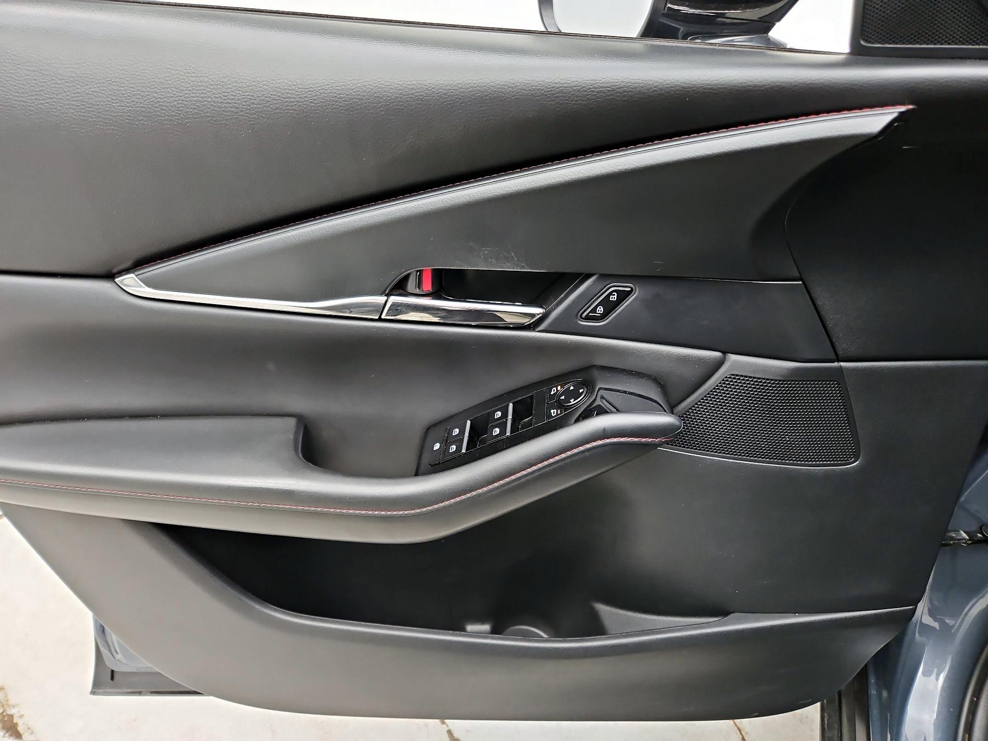 Thumbnail: 2023 Mazda CX-30 - 12