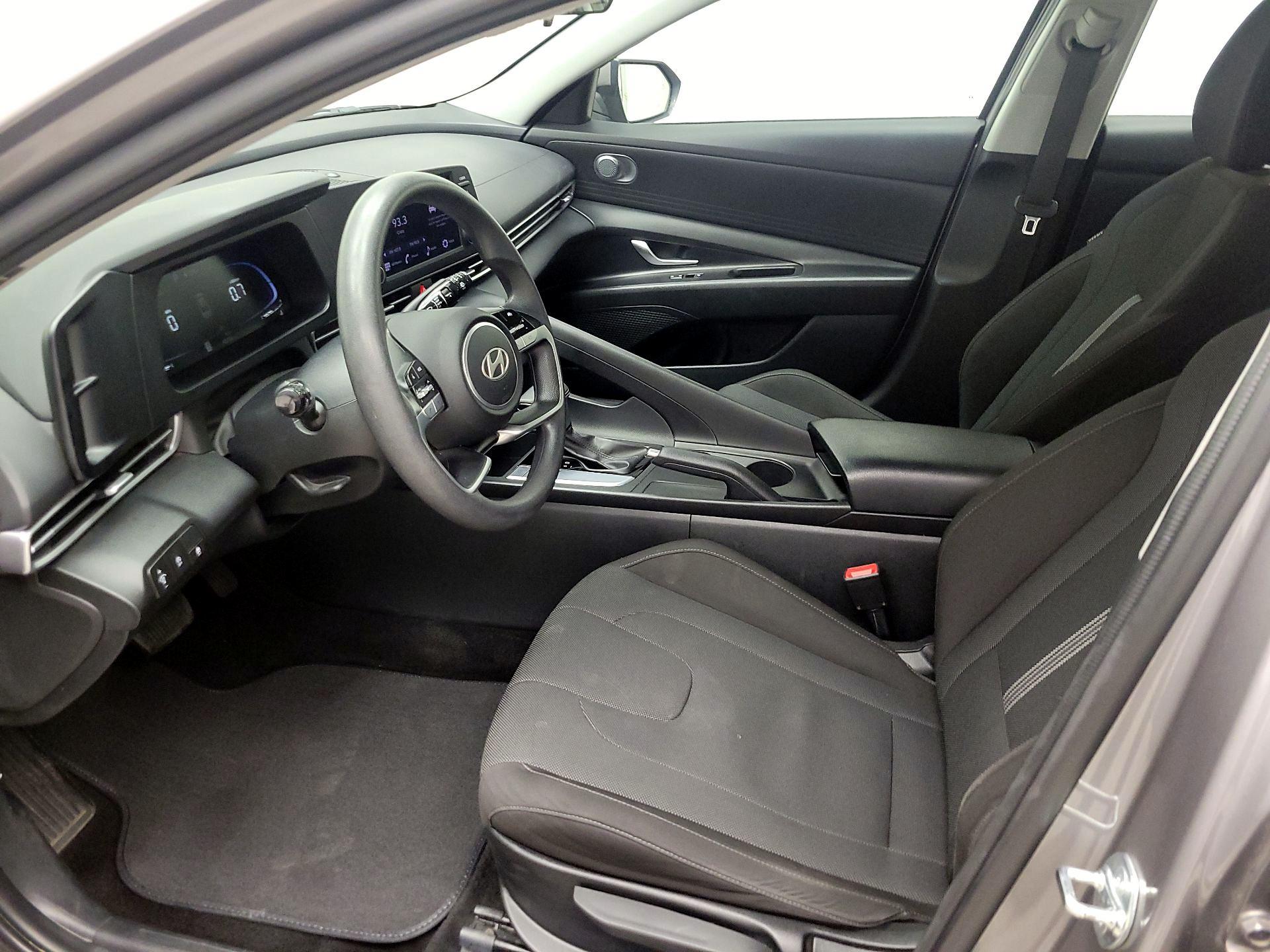 Thumbnail: 2024 Hyundai Elantra - 11