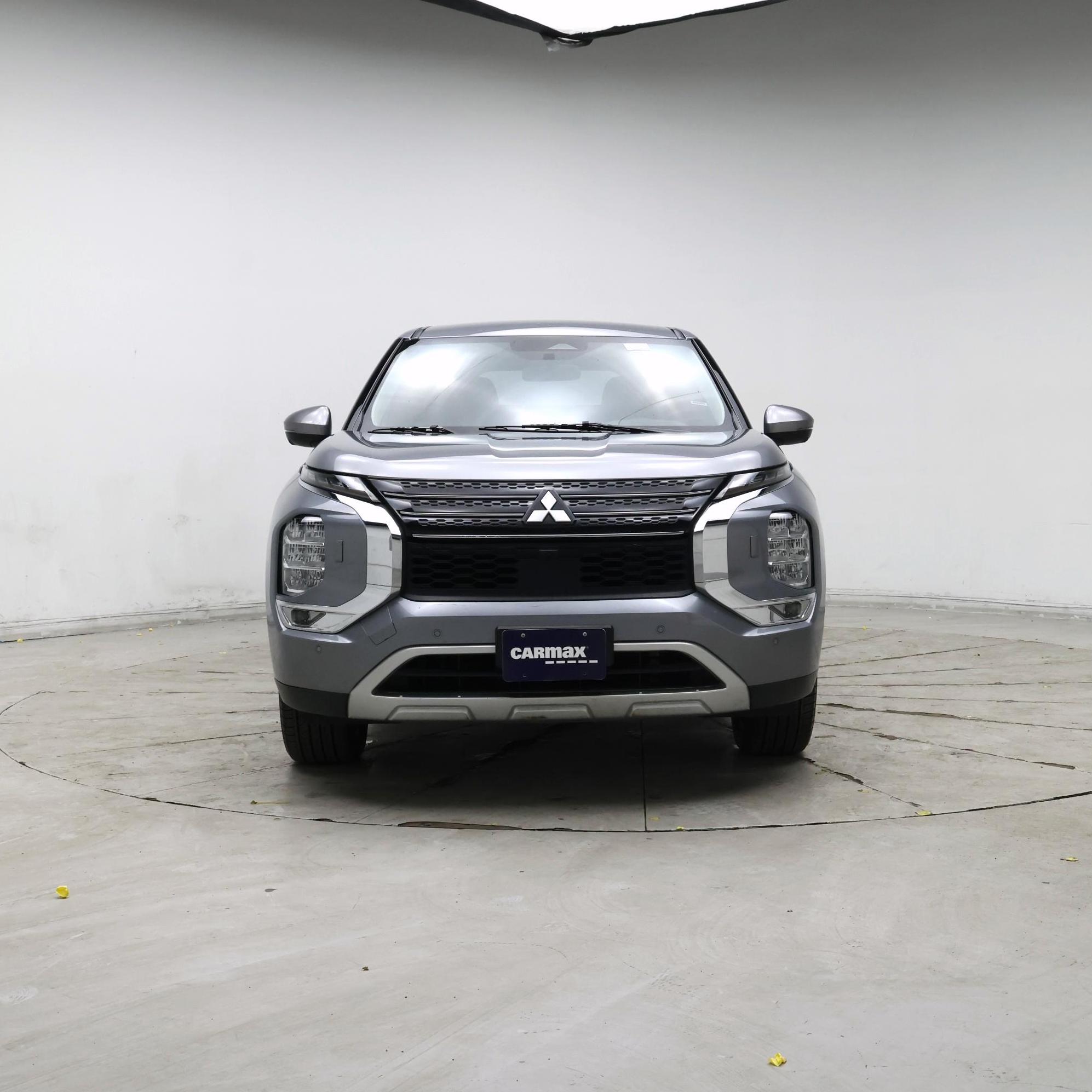 Thumbnail: 2024 Mitsubishi Outlander - 5