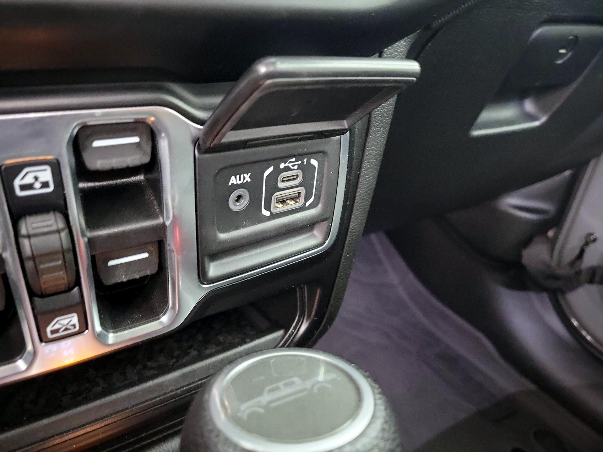 Thumbnail: 2022 Jeep Gladiator - 18