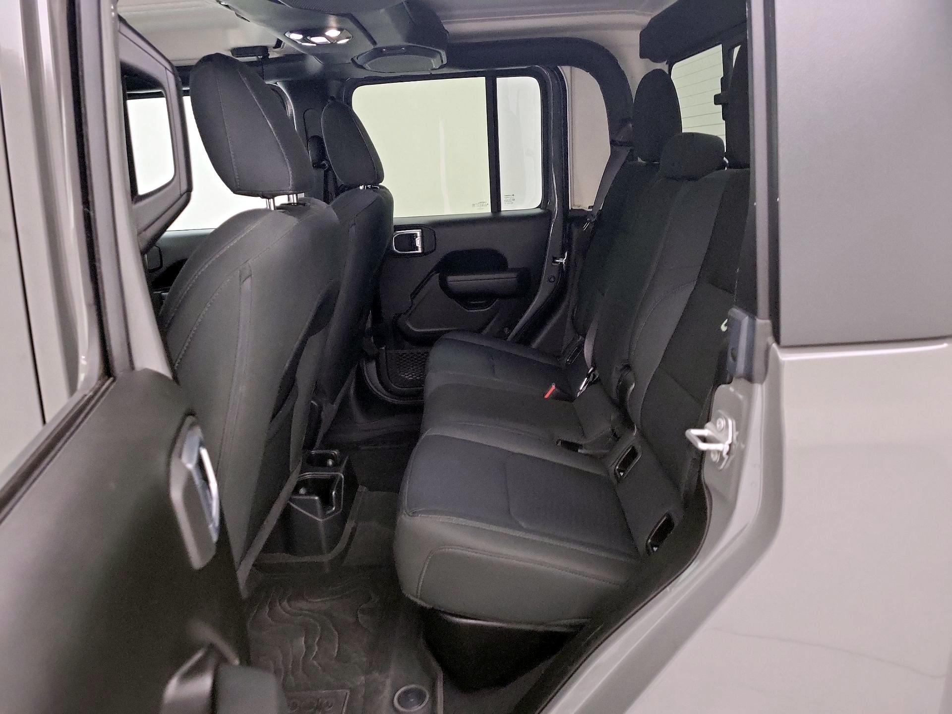 Thumbnail: 2022 Jeep Gladiator - 19