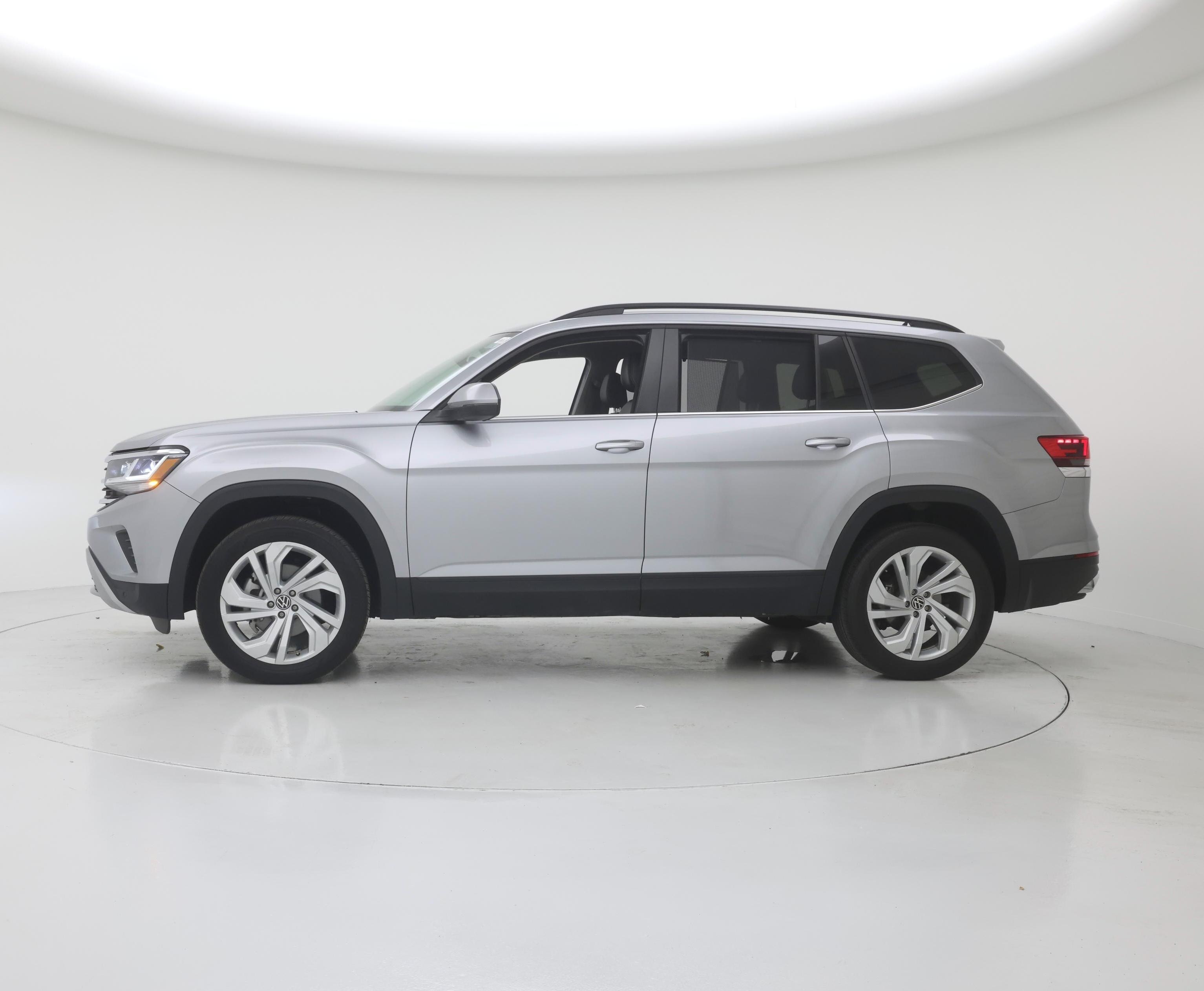 Thumbnail: 2022 Volkswagen Atlas - 3