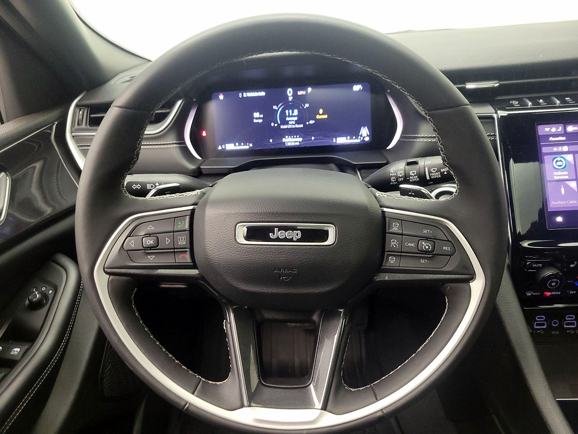 Thumbnail: 2023 Jeep Grand Cherokee L - 10