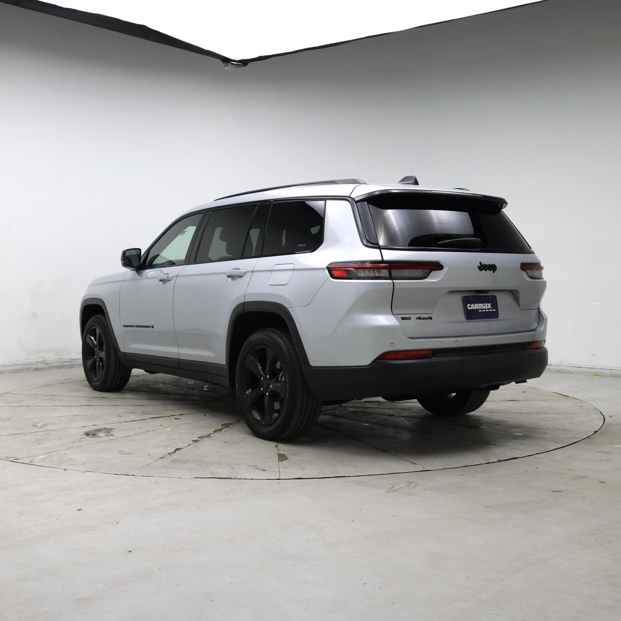 Thumbnail: 2023 Jeep Grand Cherokee L - 2