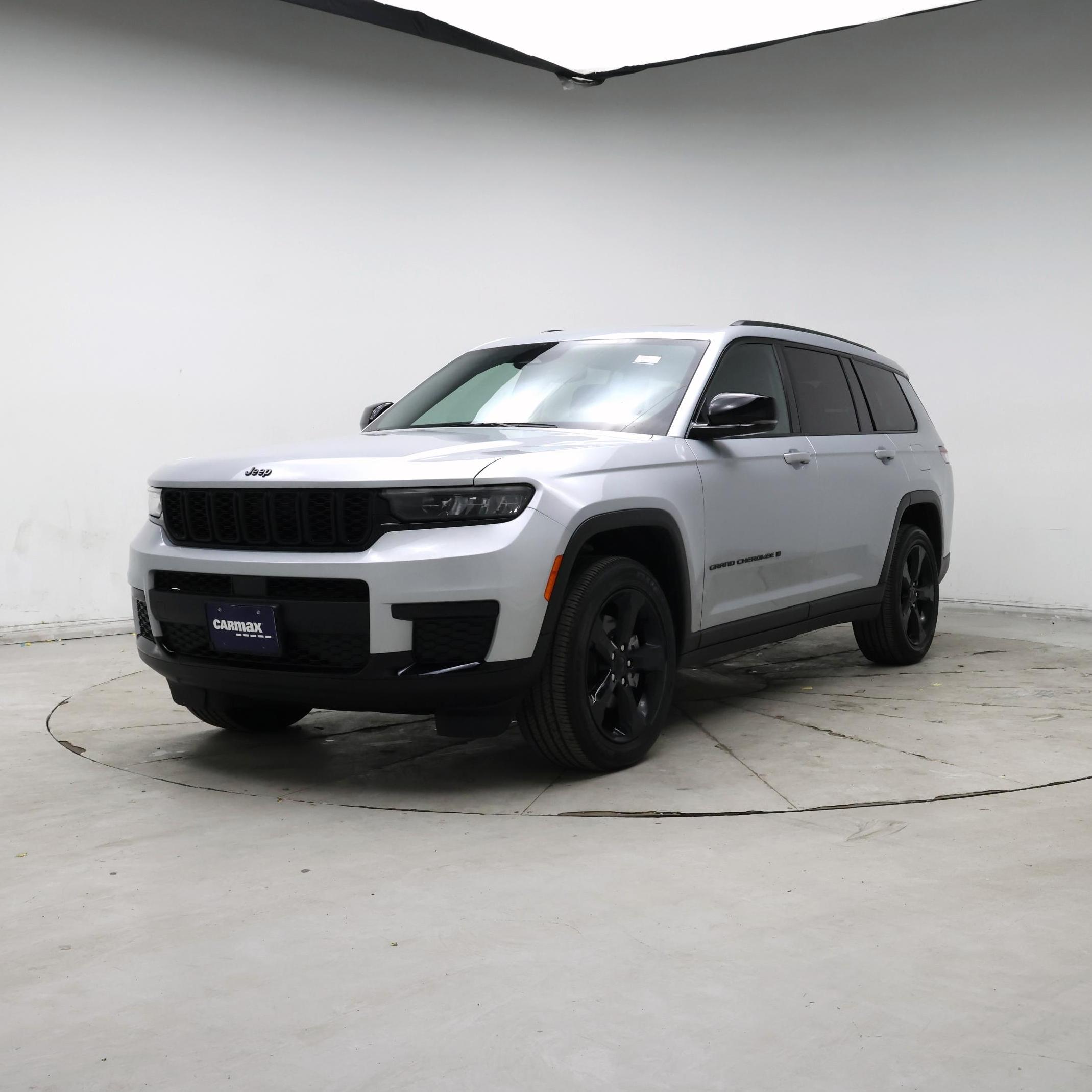 Thumbnail: 2023 Jeep Grand Cherokee L - 4