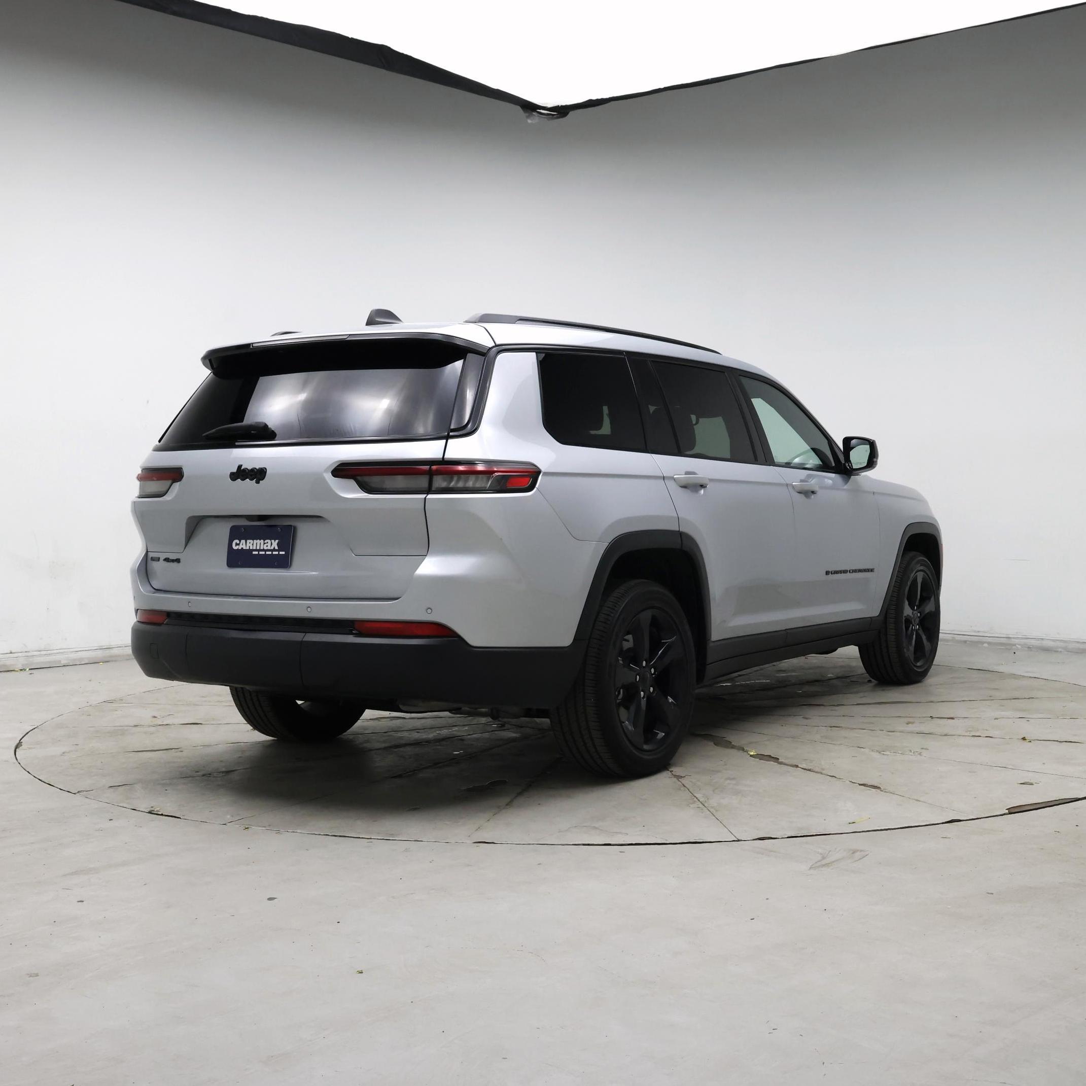 Thumbnail: 2023 Jeep Grand Cherokee L - 8