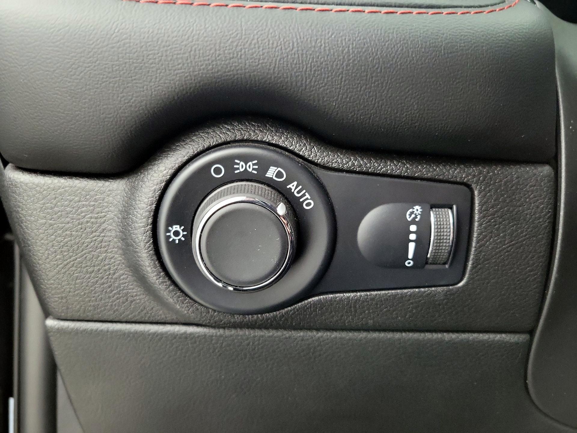 Thumbnail: 2025 Dodge Durango - 13