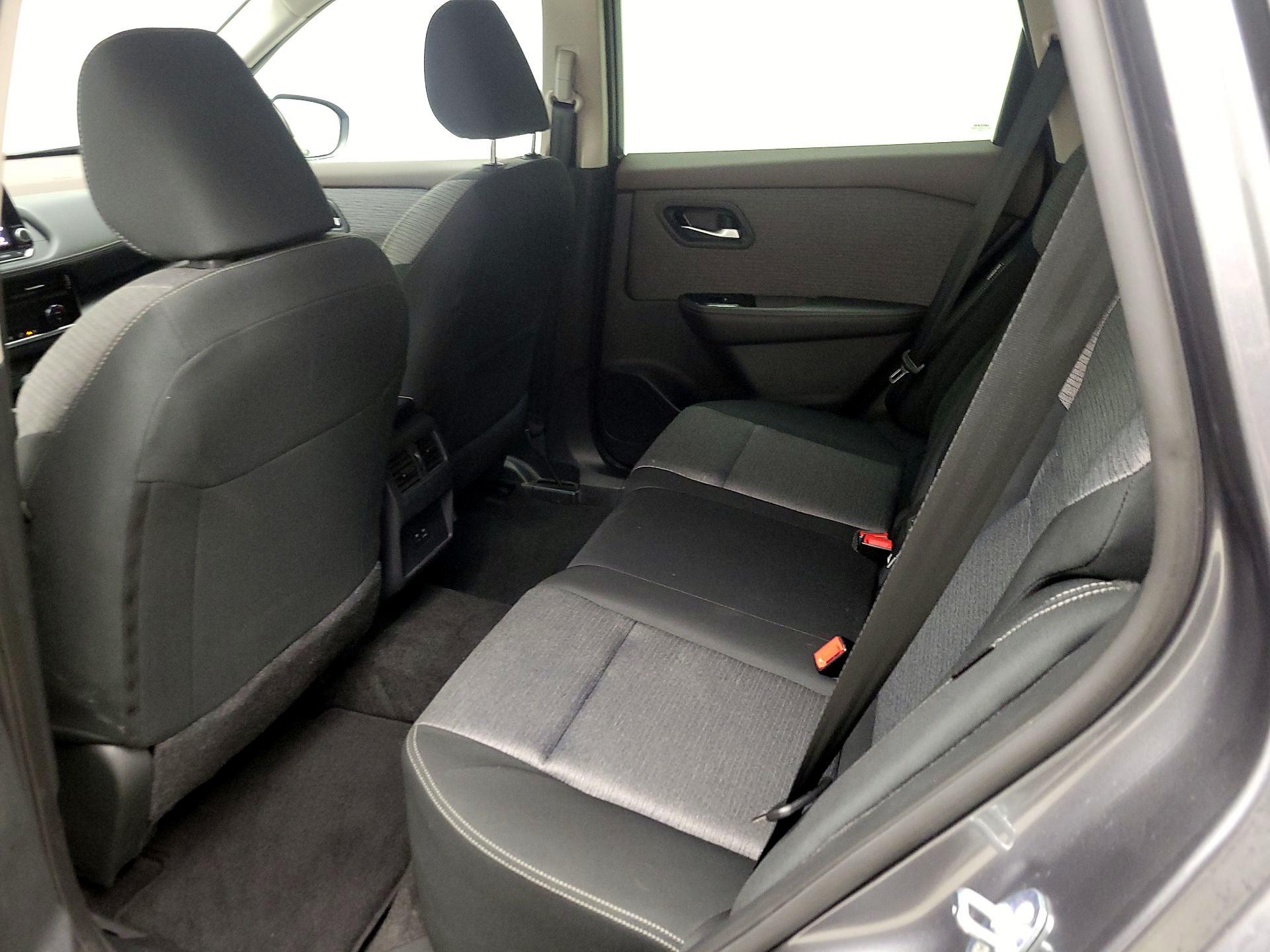 Thumbnail: 2023 Nissan Rogue - 19