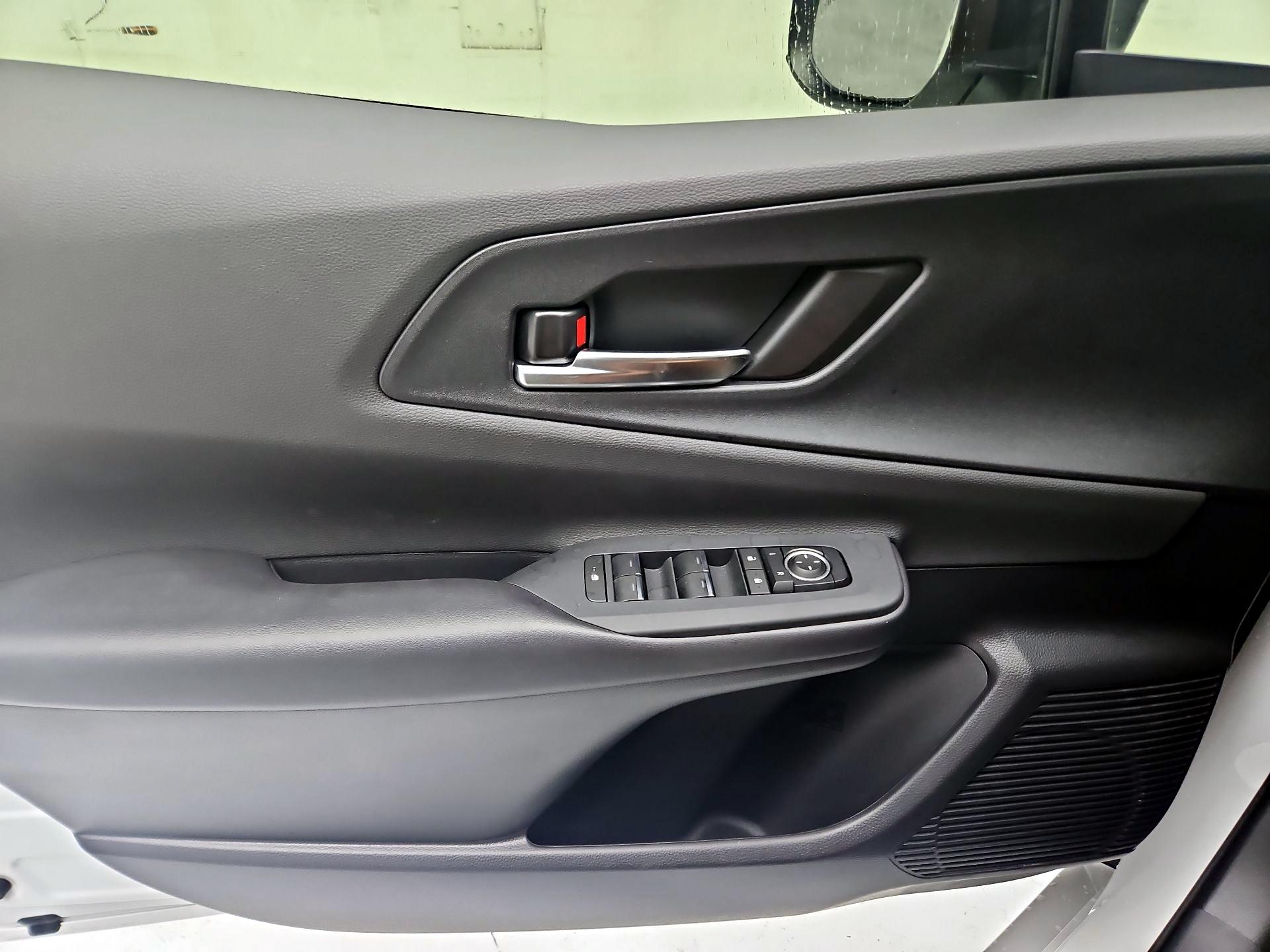 Thumbnail: 2024 Toyota Prius Prime - 12